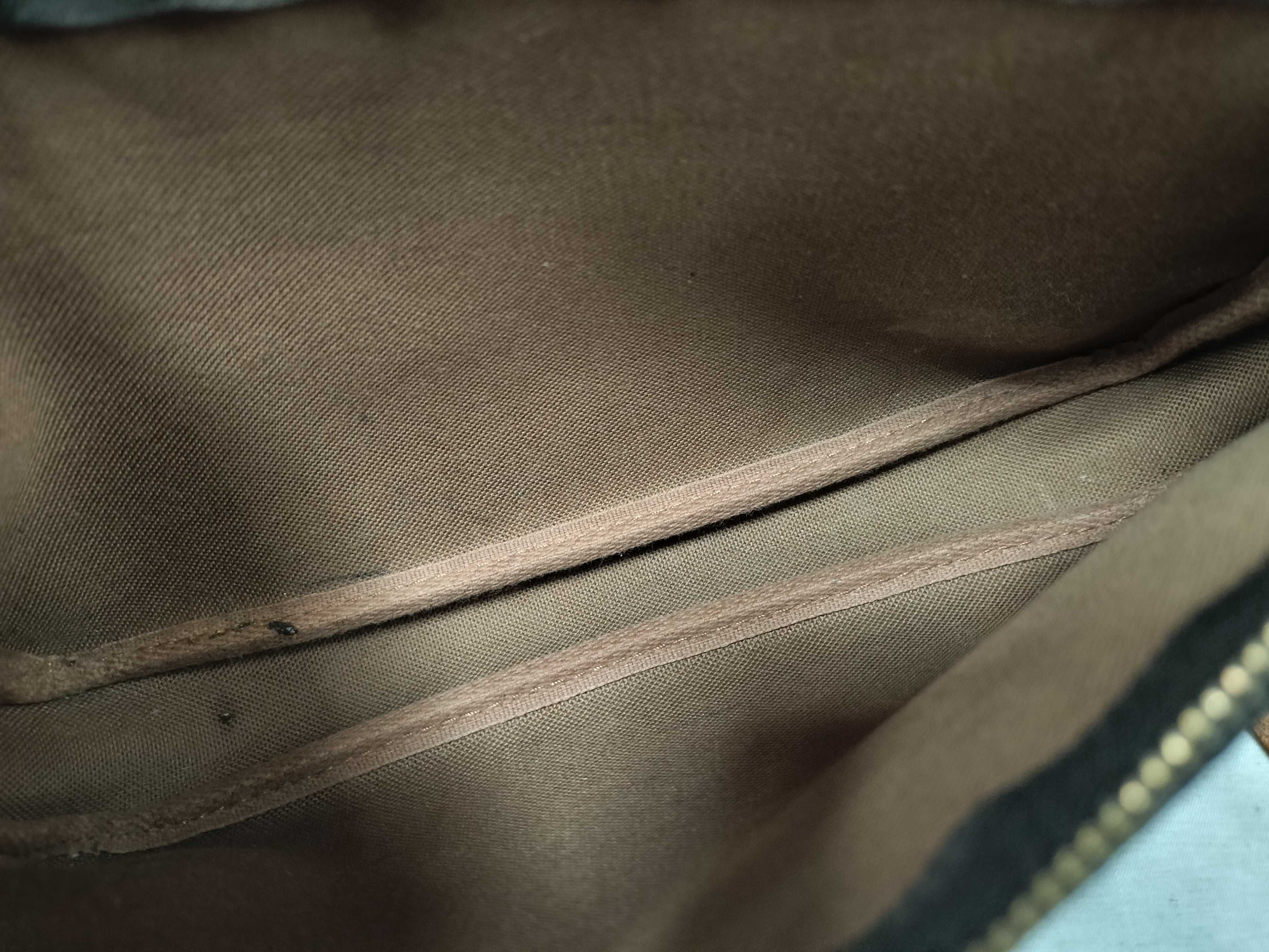 Monogram Pochette Accessoires Monogram M51980 Pouch — view 10