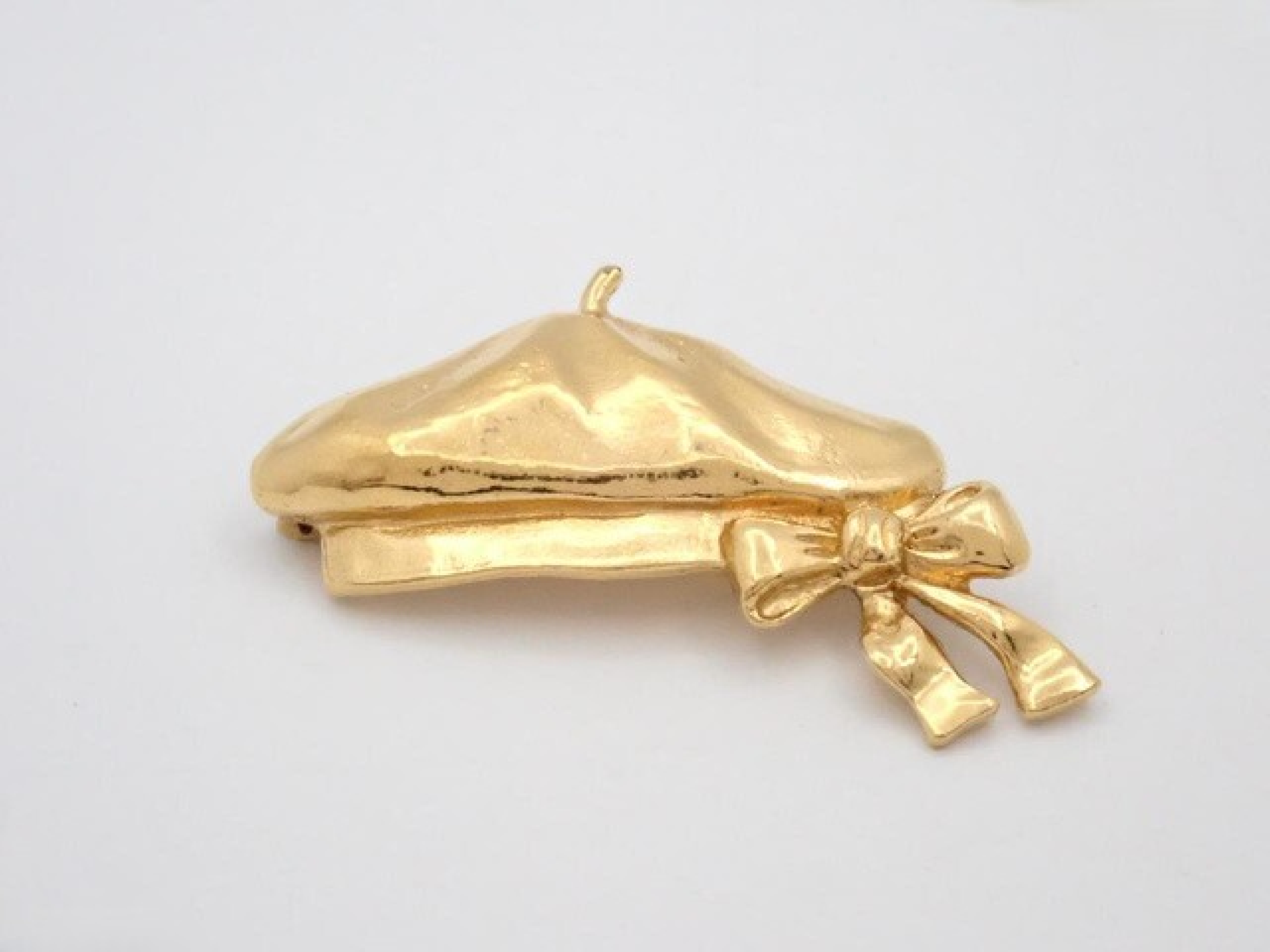 brooch, hat brooch