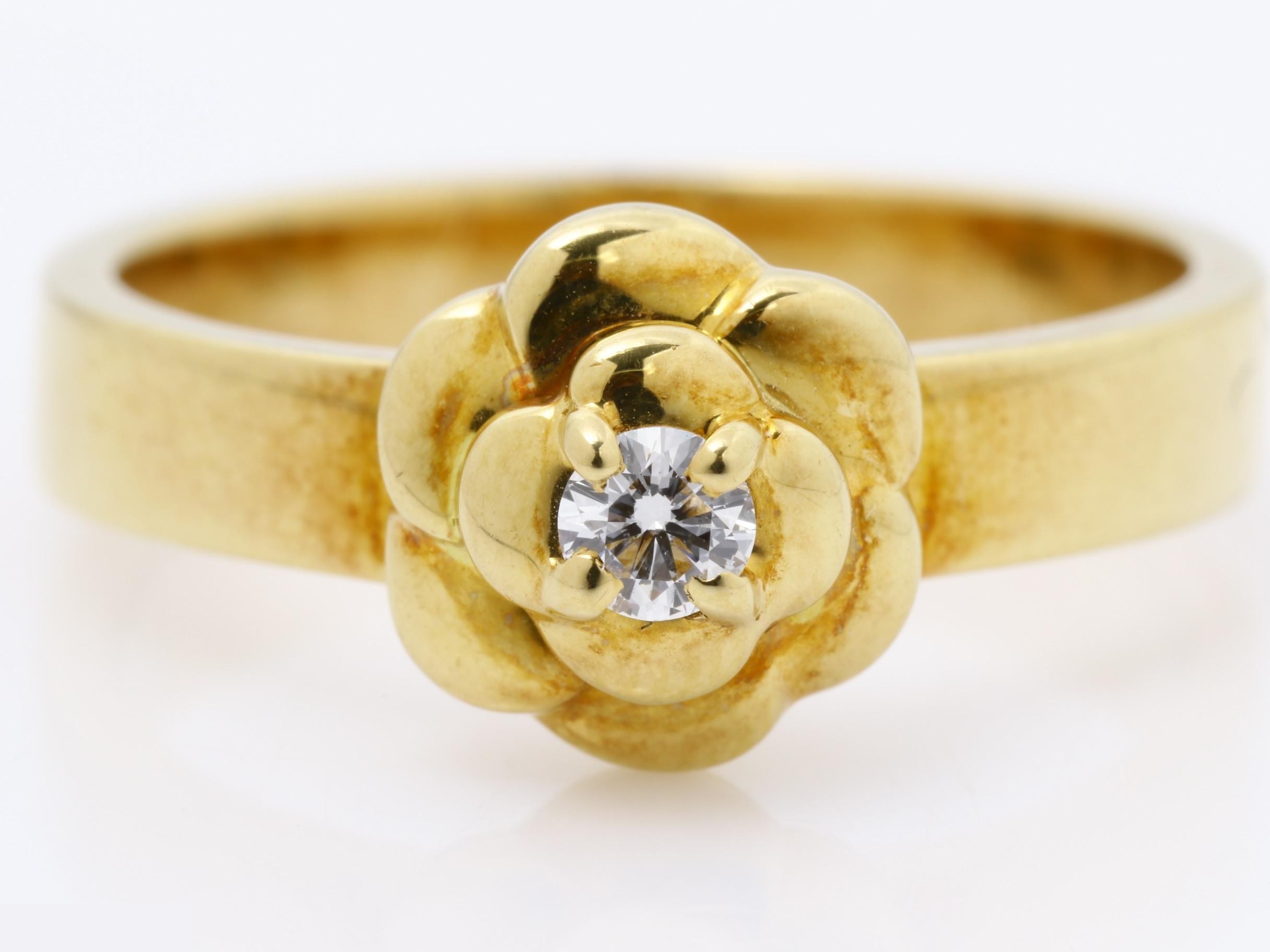 Camellia Diamond Ring, 750YG, 6.5g, Size #12 — view 2