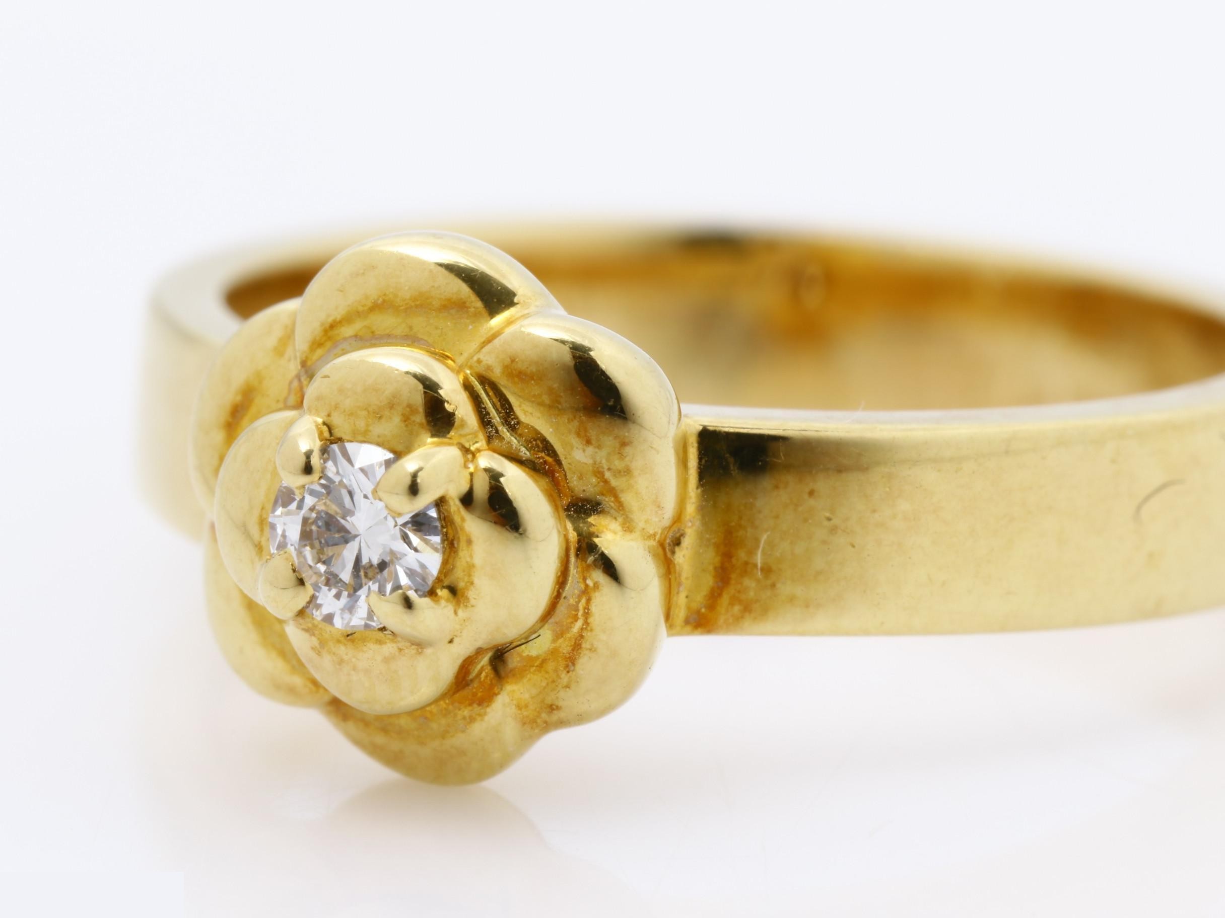 Camellia Diamond Ring, 750YG, 6.5g, Size #12 — view 3