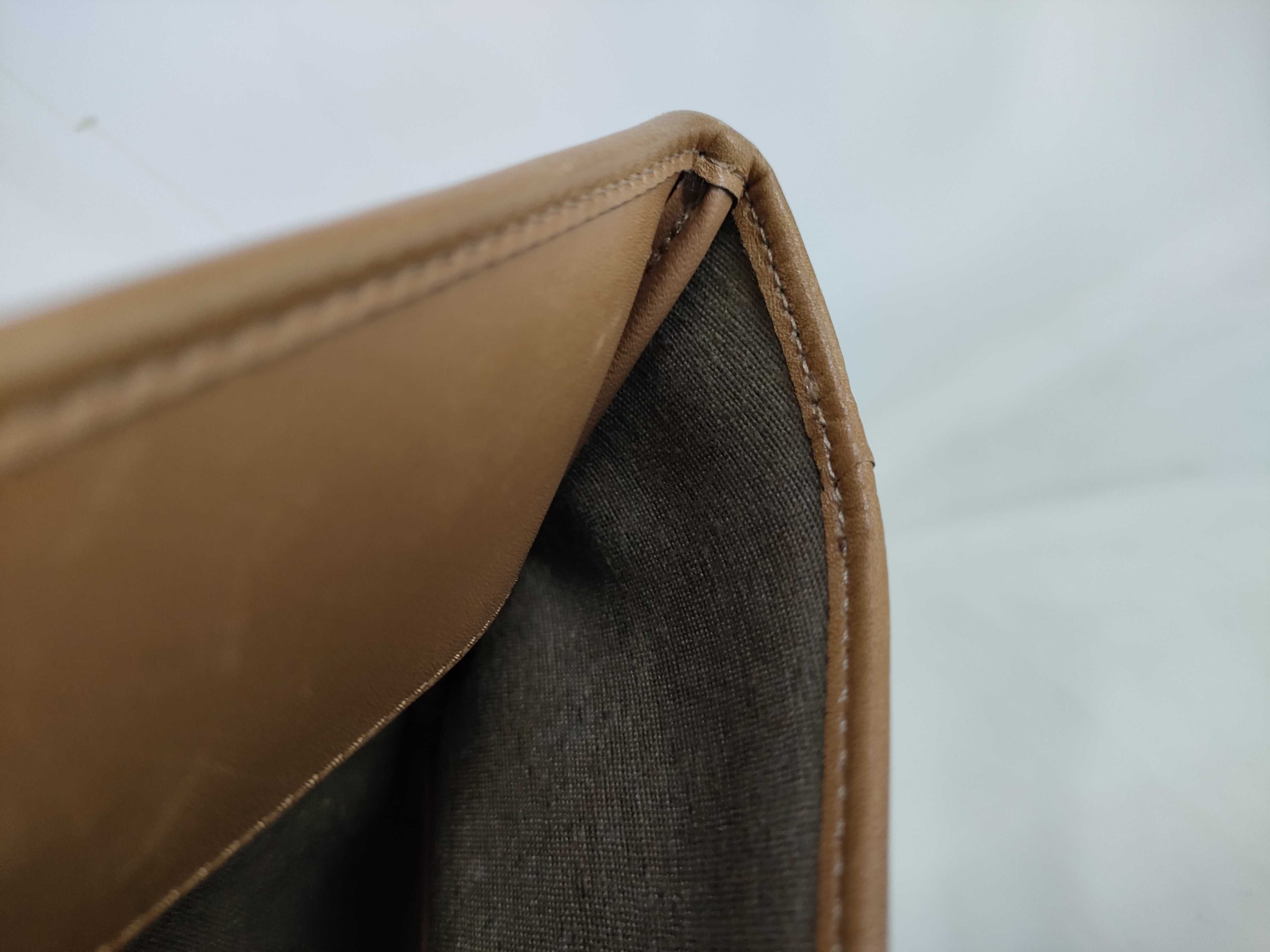 Honeycomb Pattern Chain Shoulder Bag — view 11