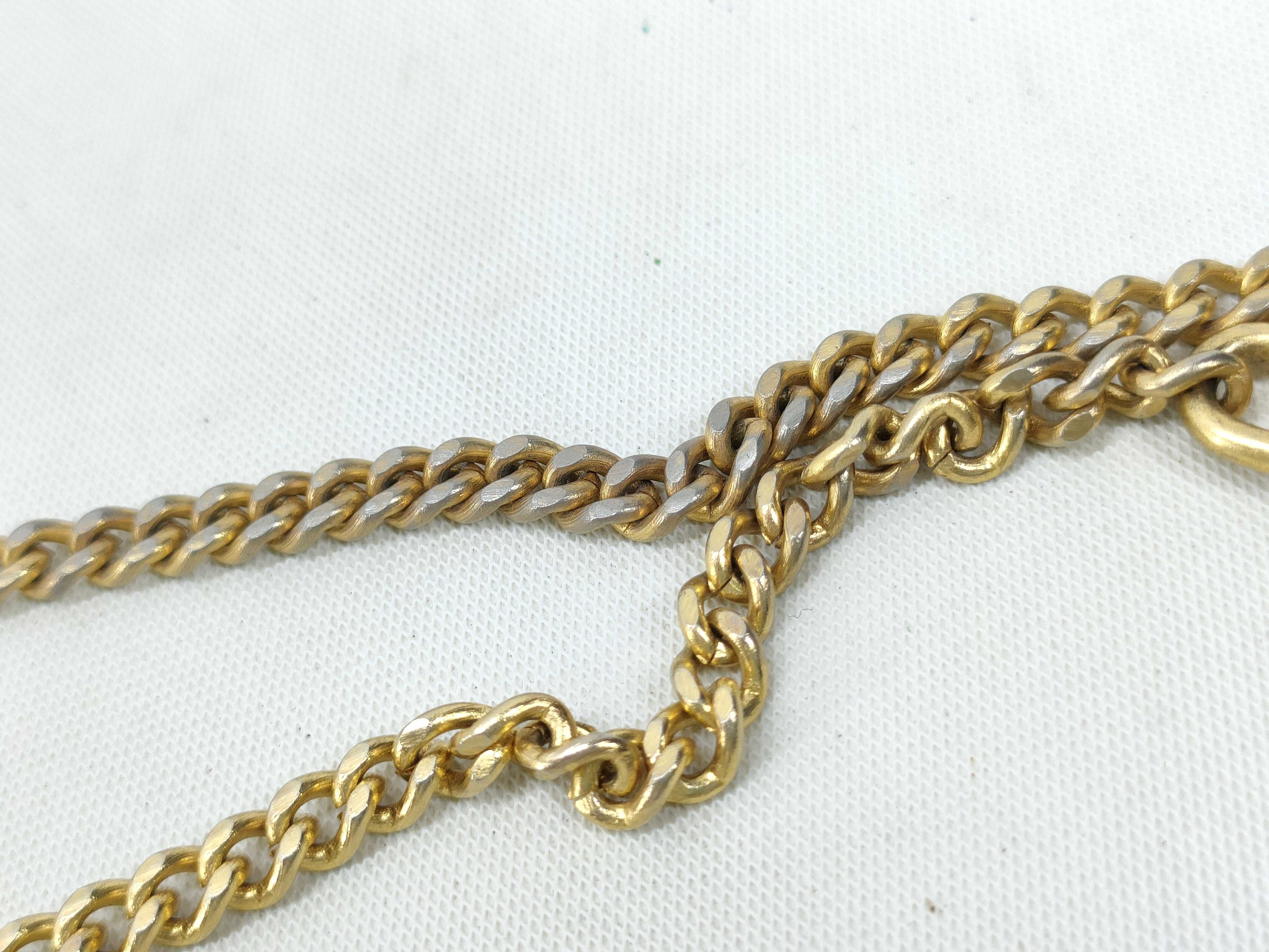 Honeycomb Pattern Chain Shoulder Bag — view 6