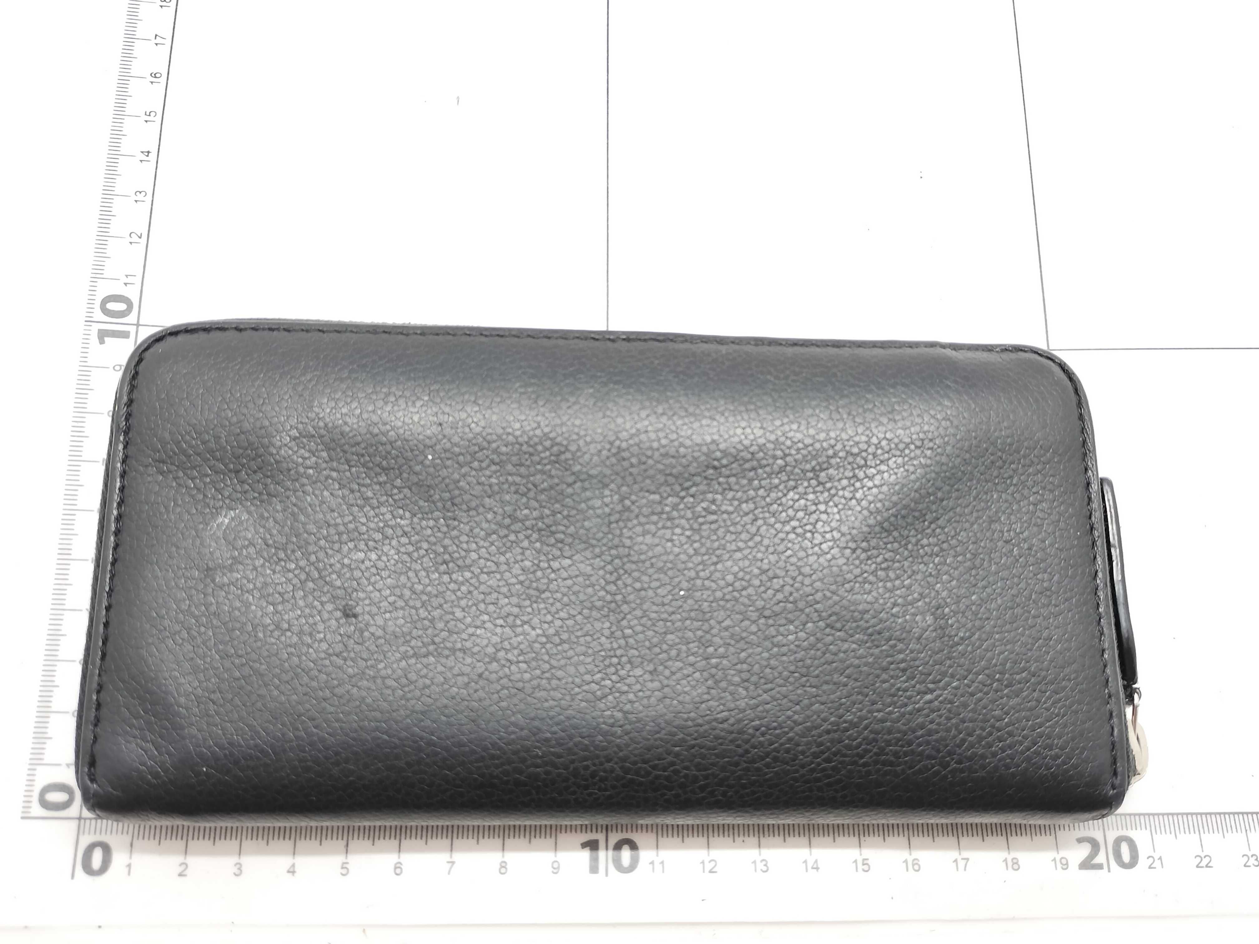 Leather Round Zip Long Wallet — view 2