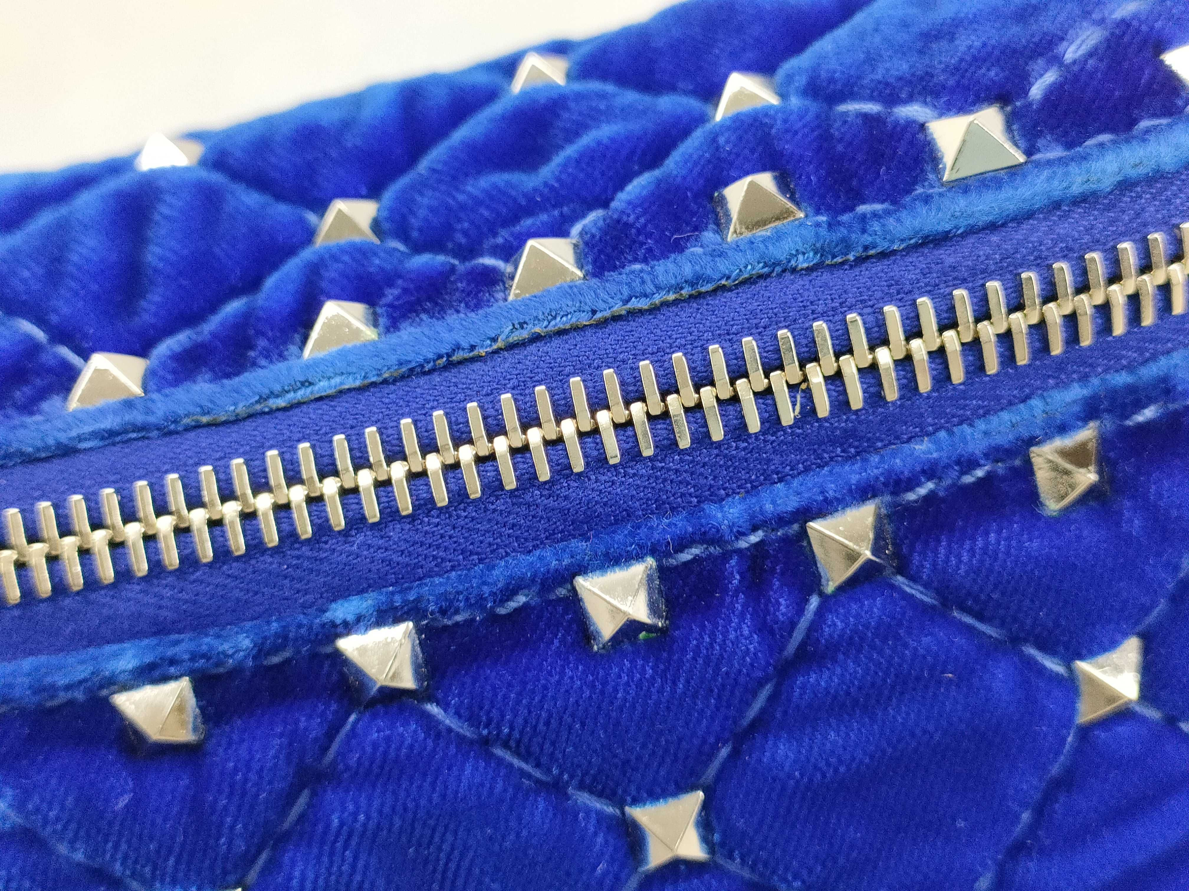 Rockstud Blue Velour Leather Waist Bag (Includes spare studs, dust bag, and booklet) — view 12