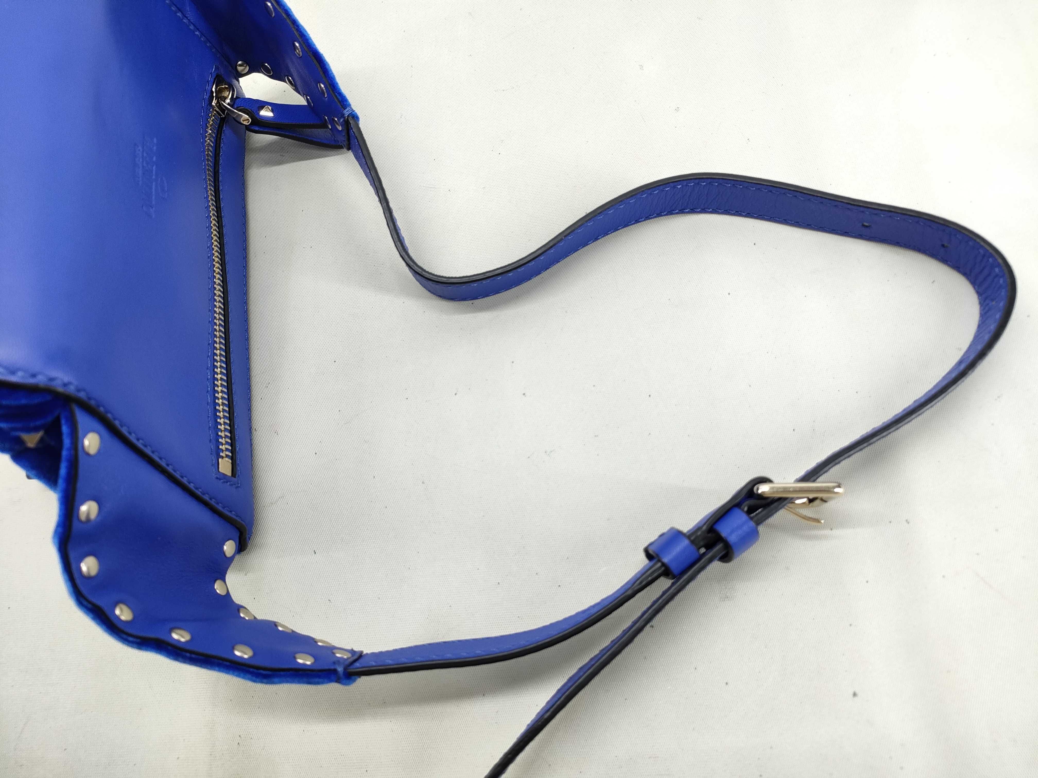 Rockstud Blue Velour Leather Waist Bag (Includes spare studs, dust bag, and booklet) — view 4