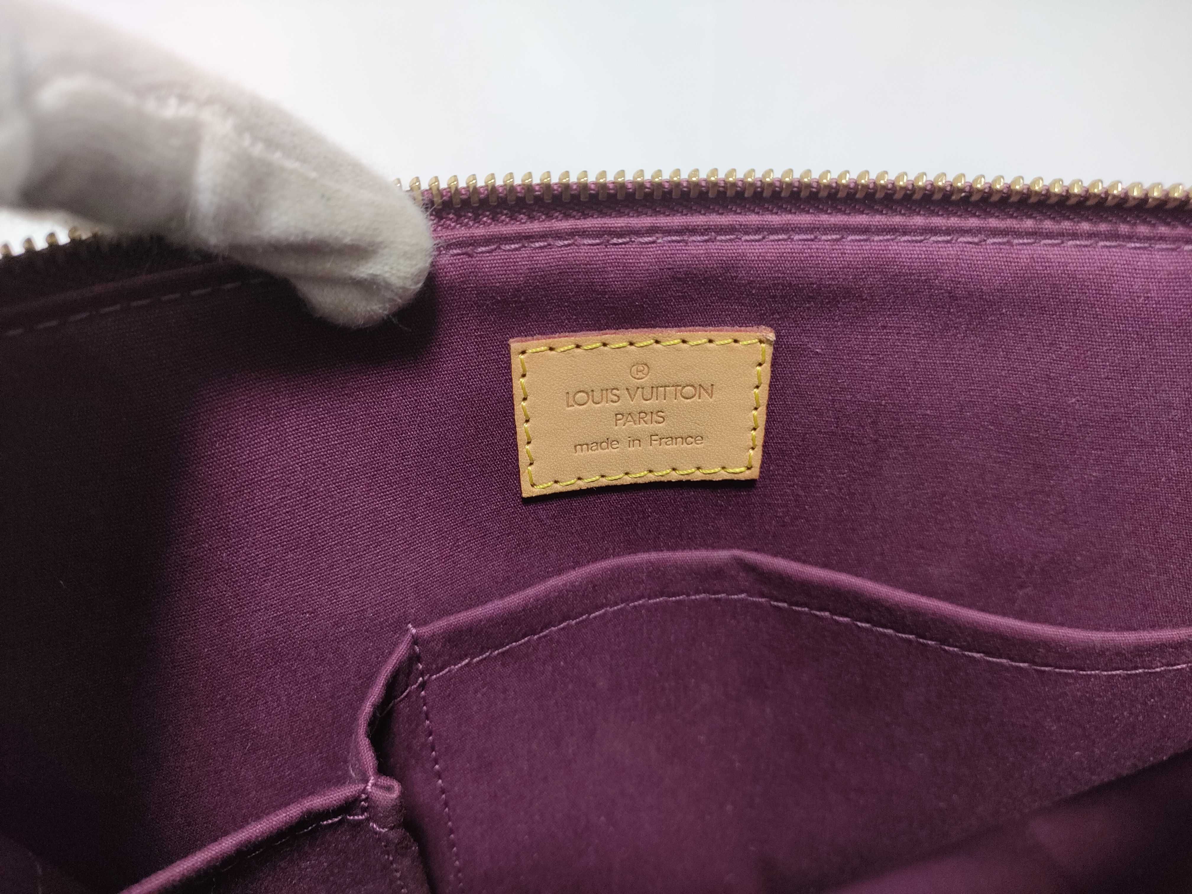 Vernis Bellevue Handbag — view 13