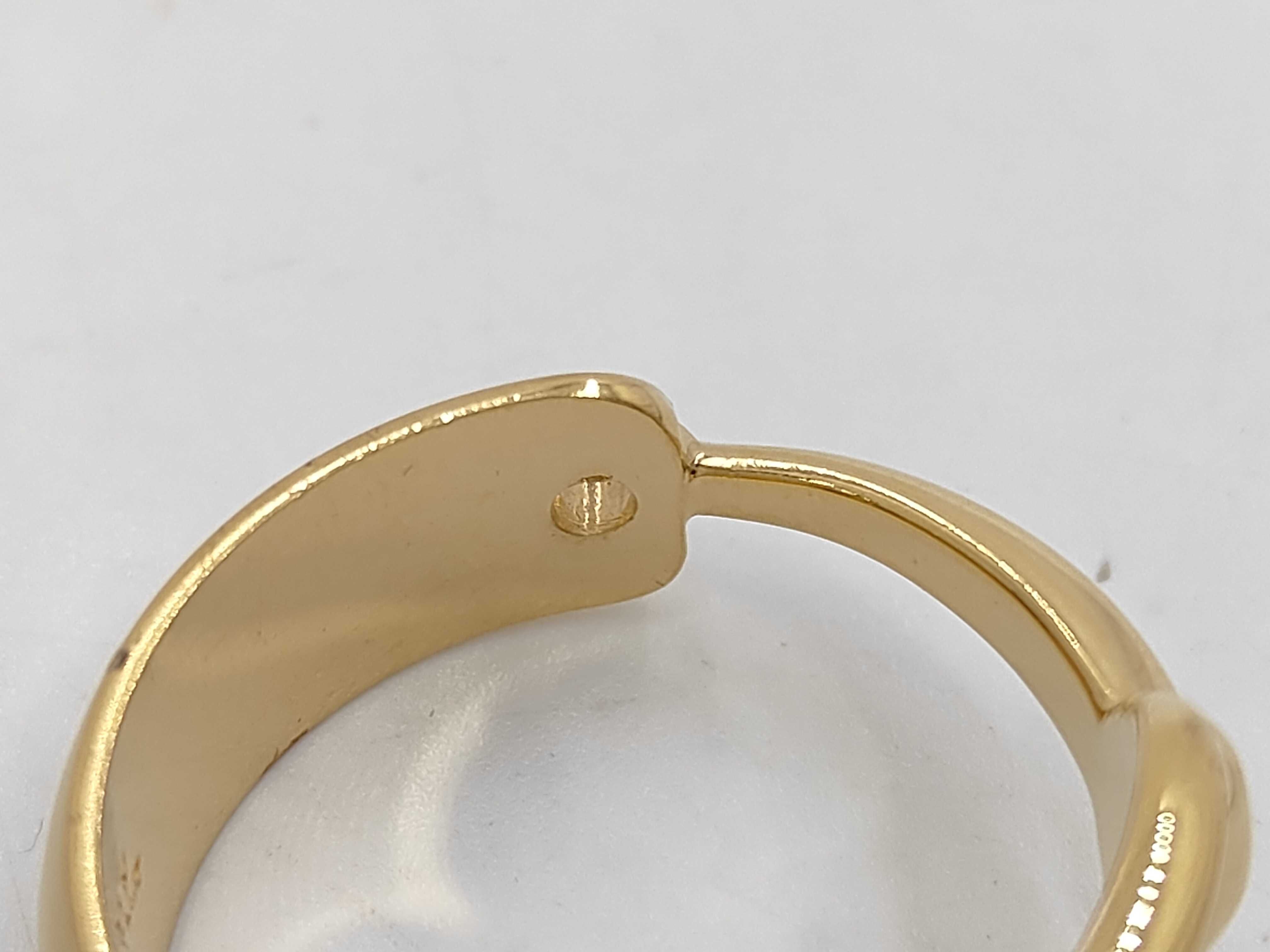 Horsebit Scarf Ring, Gold, Other Accessories, Rings — view 4