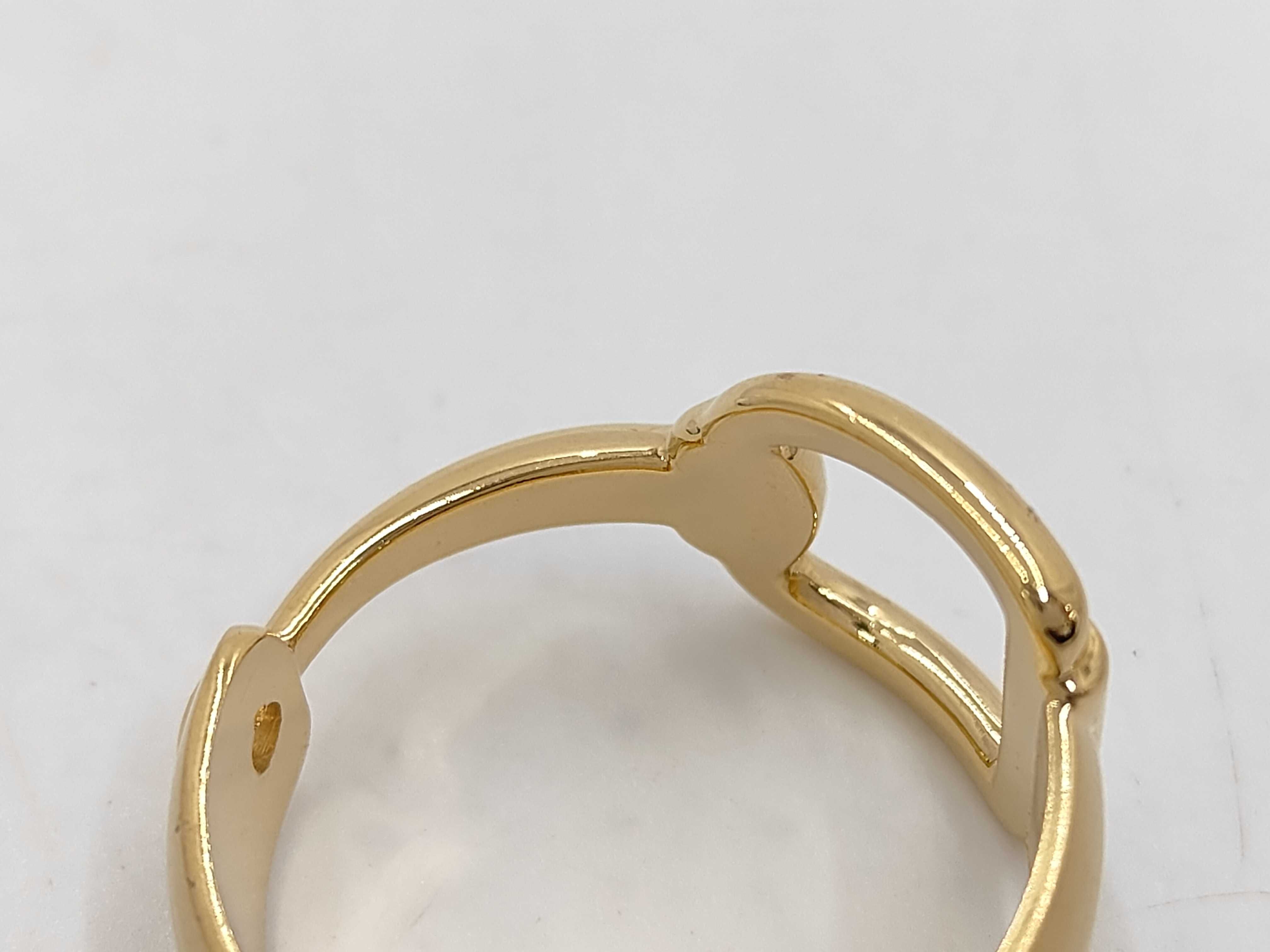 Horsebit Scarf Ring, Gold, Other Accessories, Rings — view 5