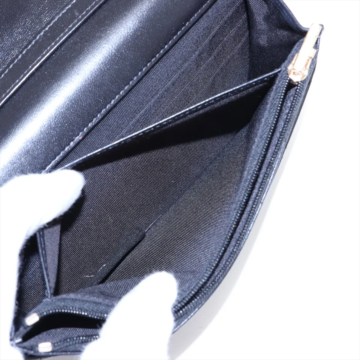 Matelassé Lambskin Chain Wallet, Black with Gold Hardware, 31110767, Serial Number 31 — view 9