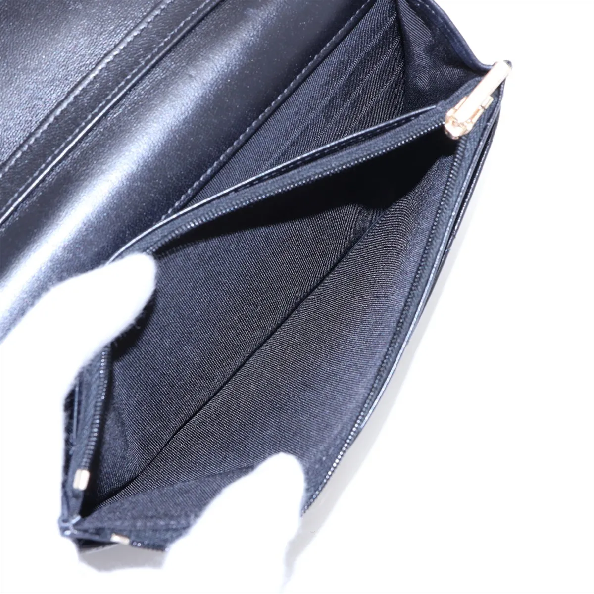 Matelassé Lambskin Chain Wallet, Black with Gold Hardware, 31110767, Serial Number 31 — view 10