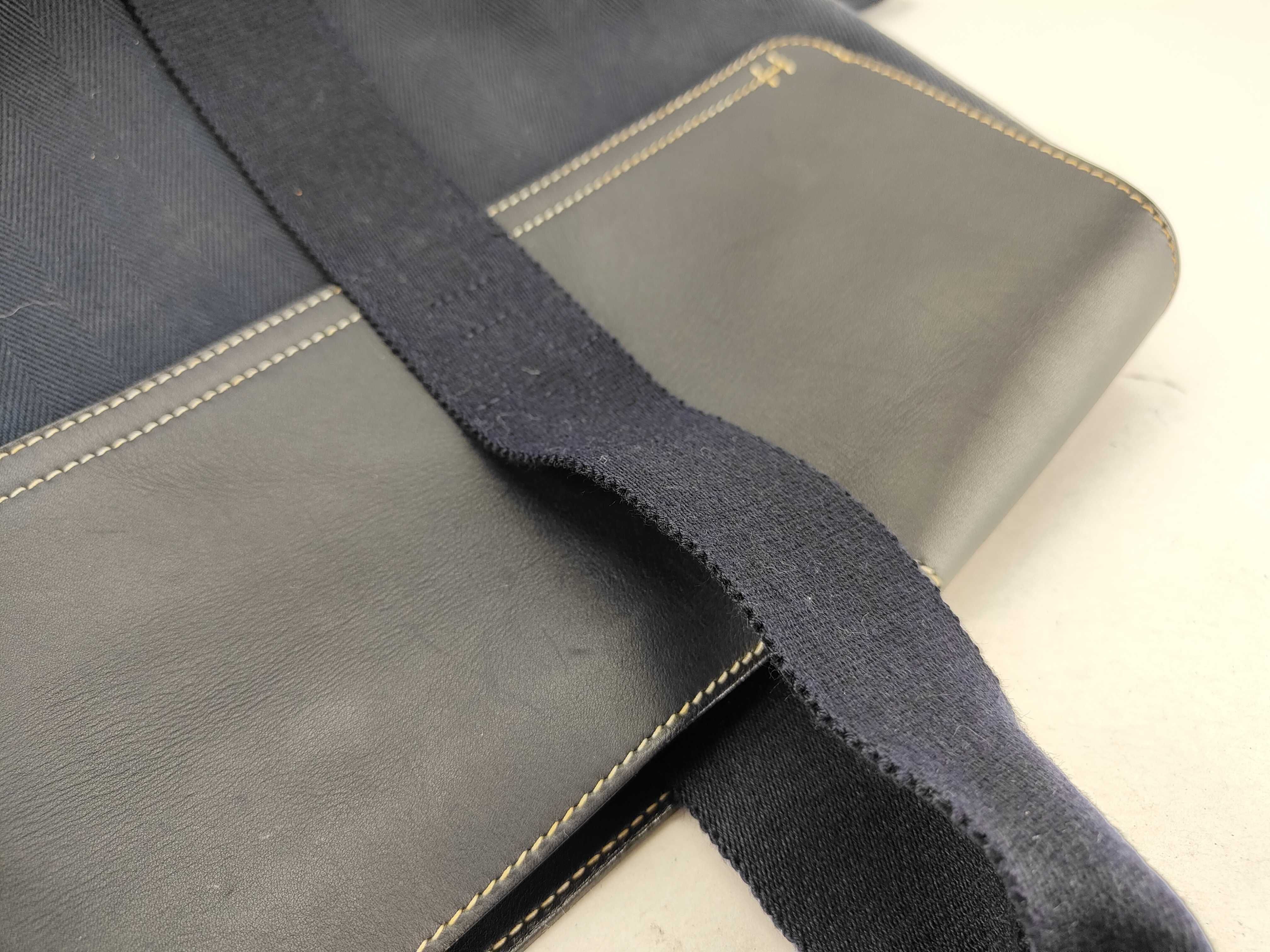 Valparaiso Tote Bag — view 6