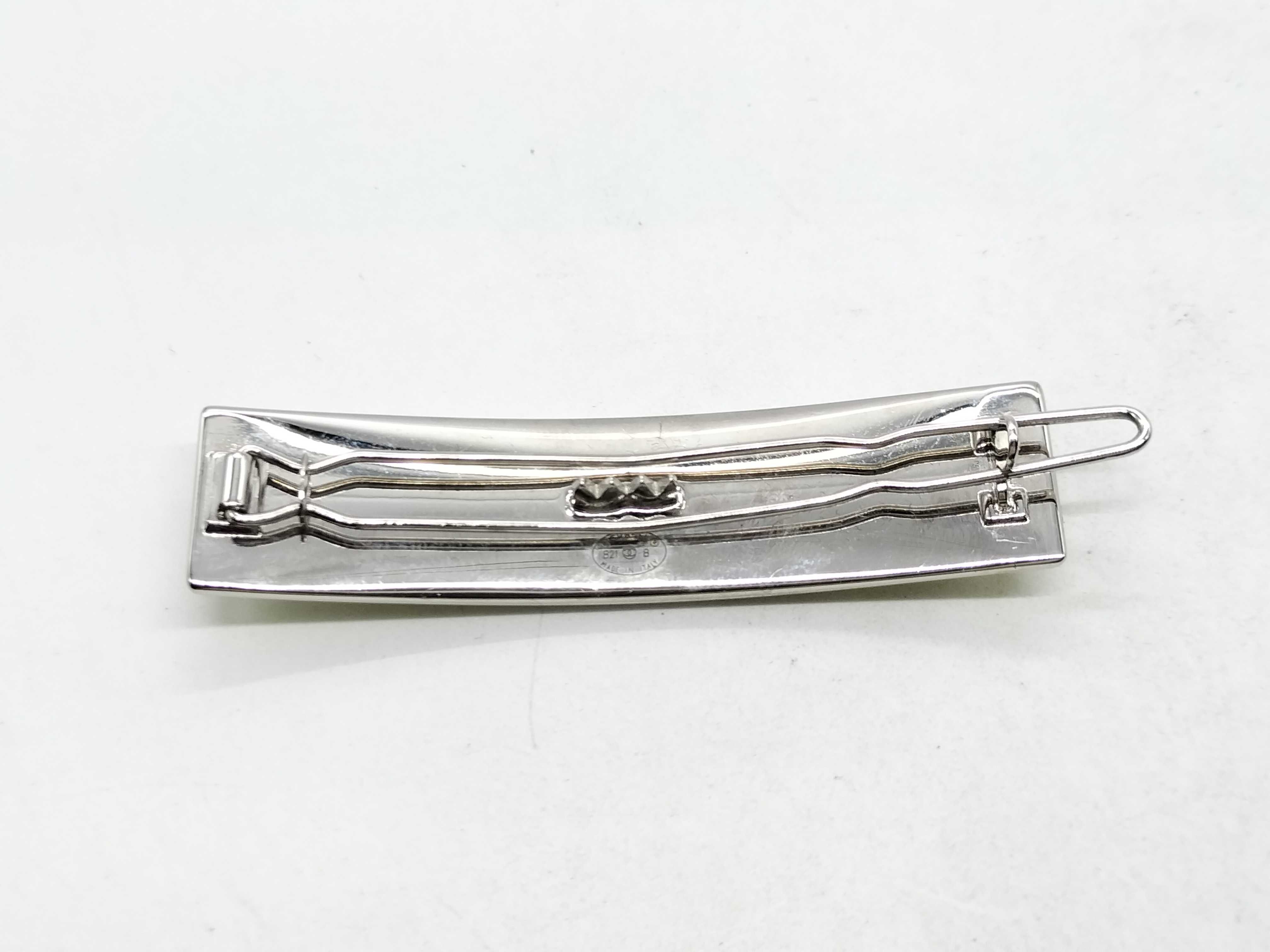 Logo Barrette B21B Hair Accessory — view 2