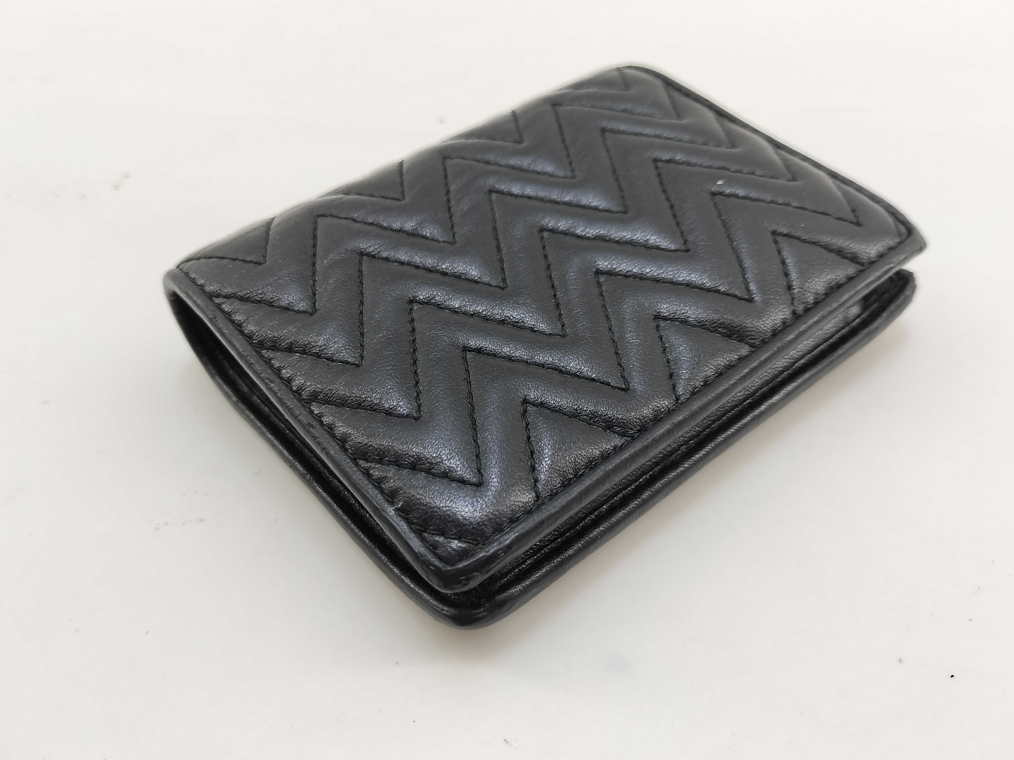 bi-fold wallet — view 7