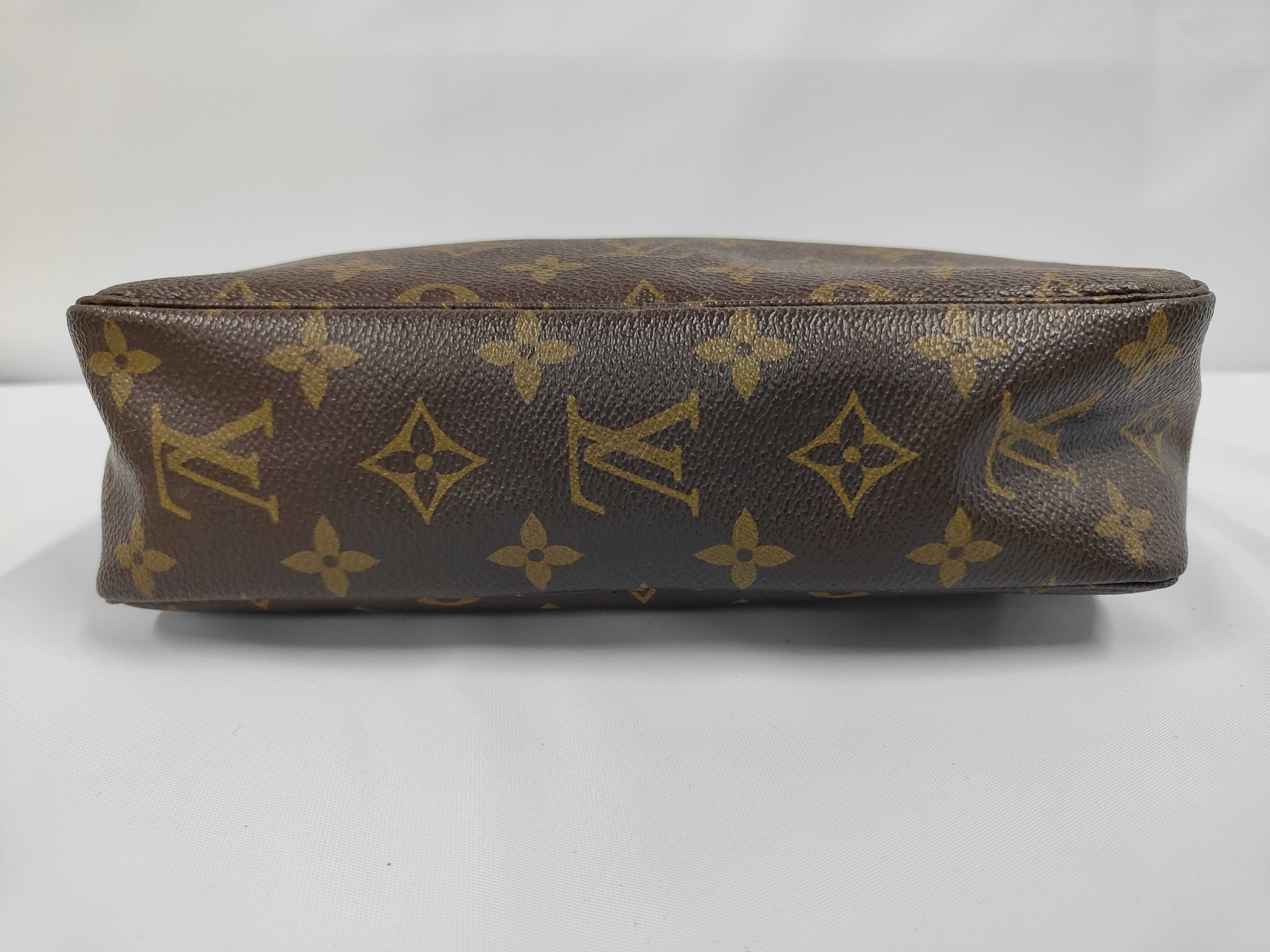 LV Monogram Trousses Toilette M47524 TH0950 Second Bag — view 3