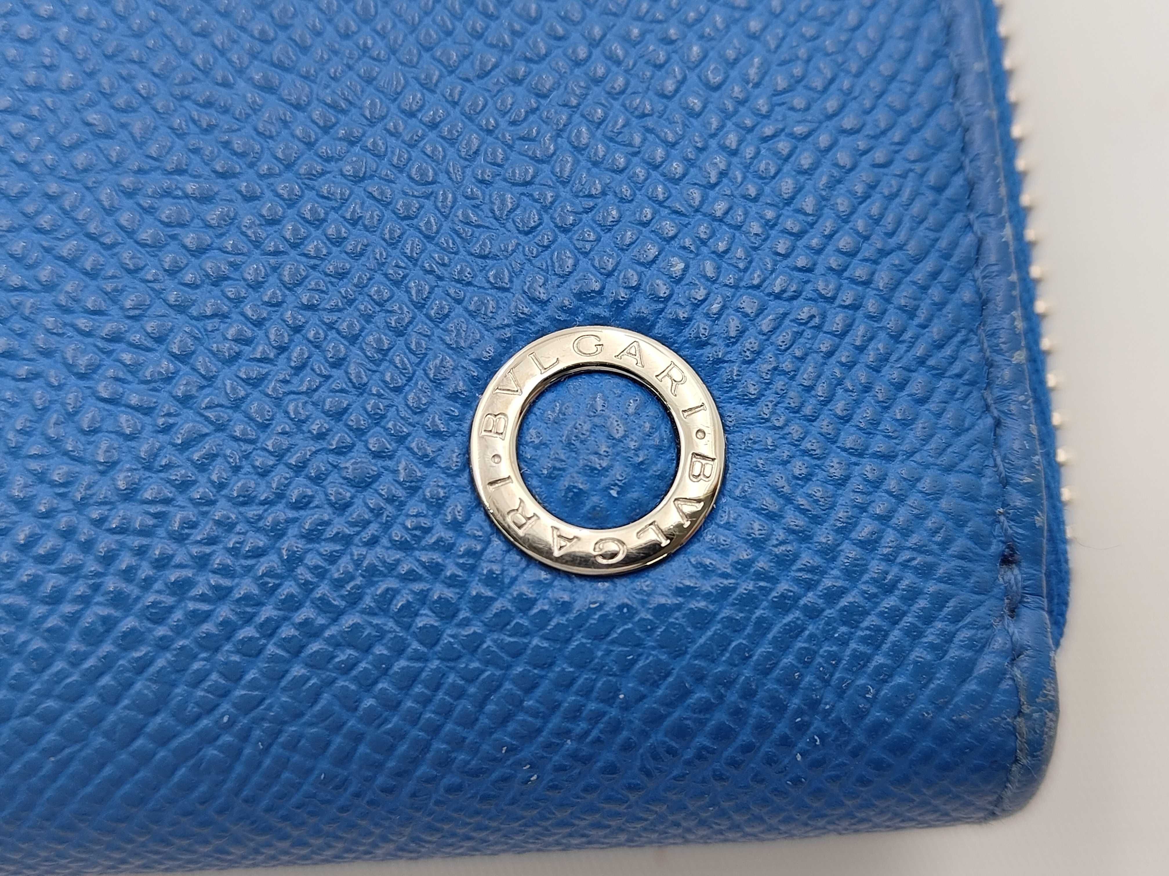 B.zero1 Leather Round Zip Wallet — view 13