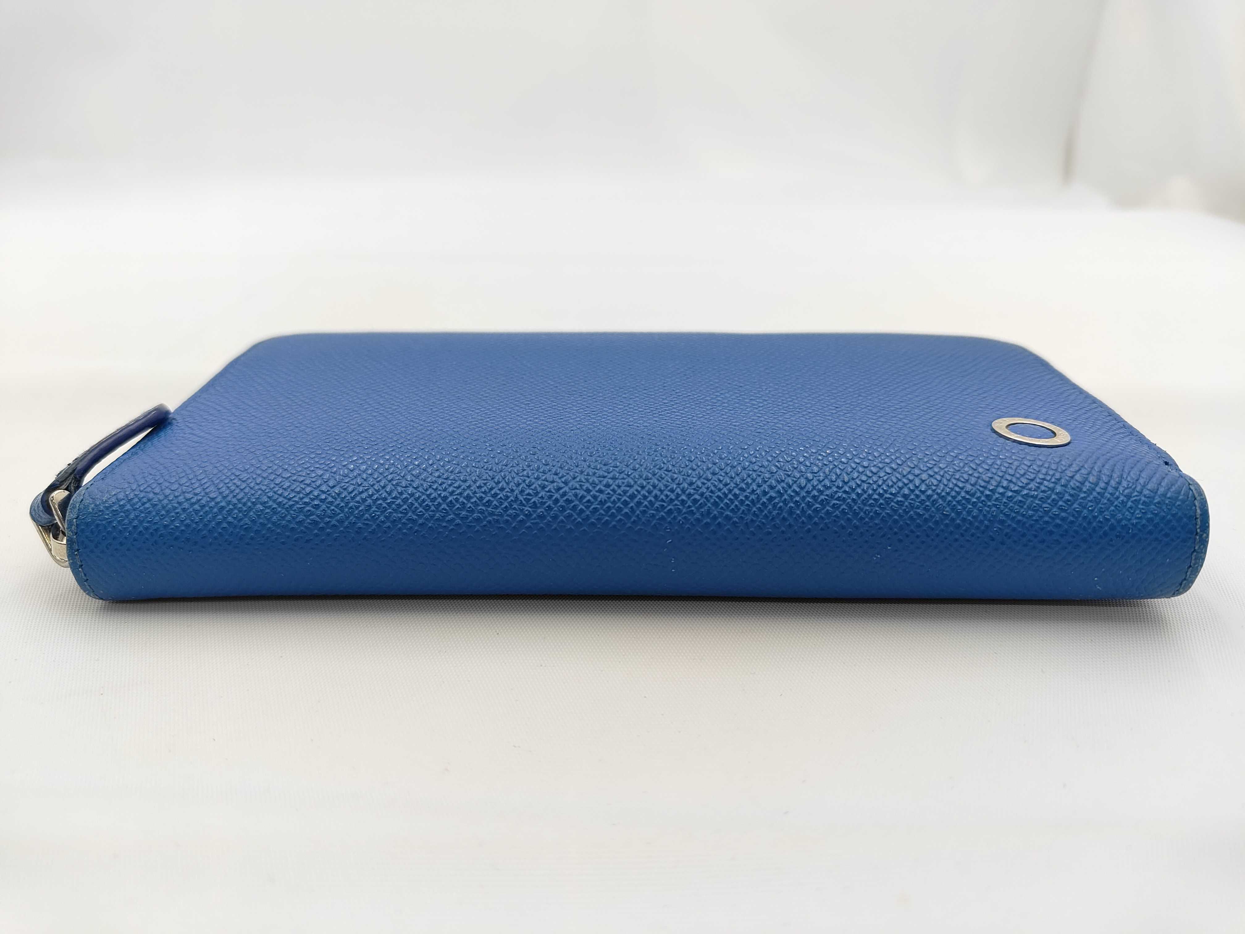 B.zero1 Leather Round Zip Wallet — view 3