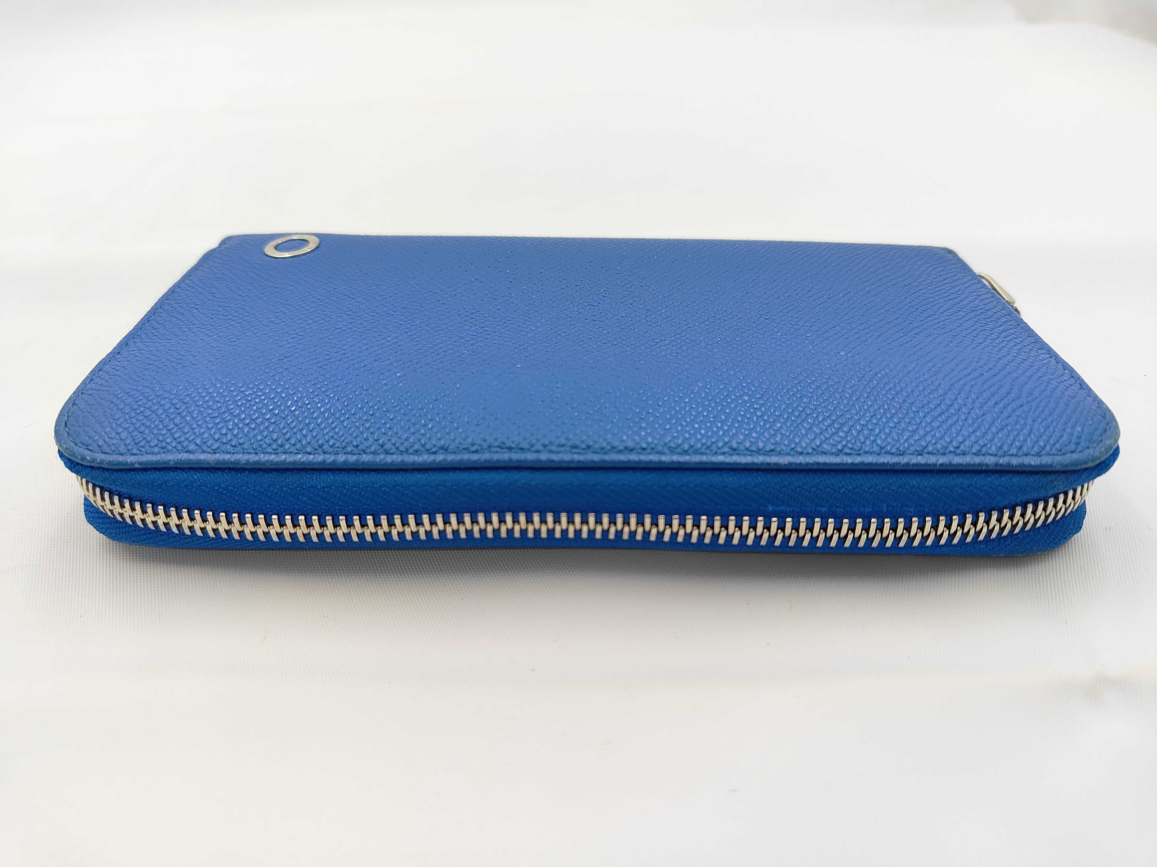 B.zero1 Leather Round Zip Wallet — view 6