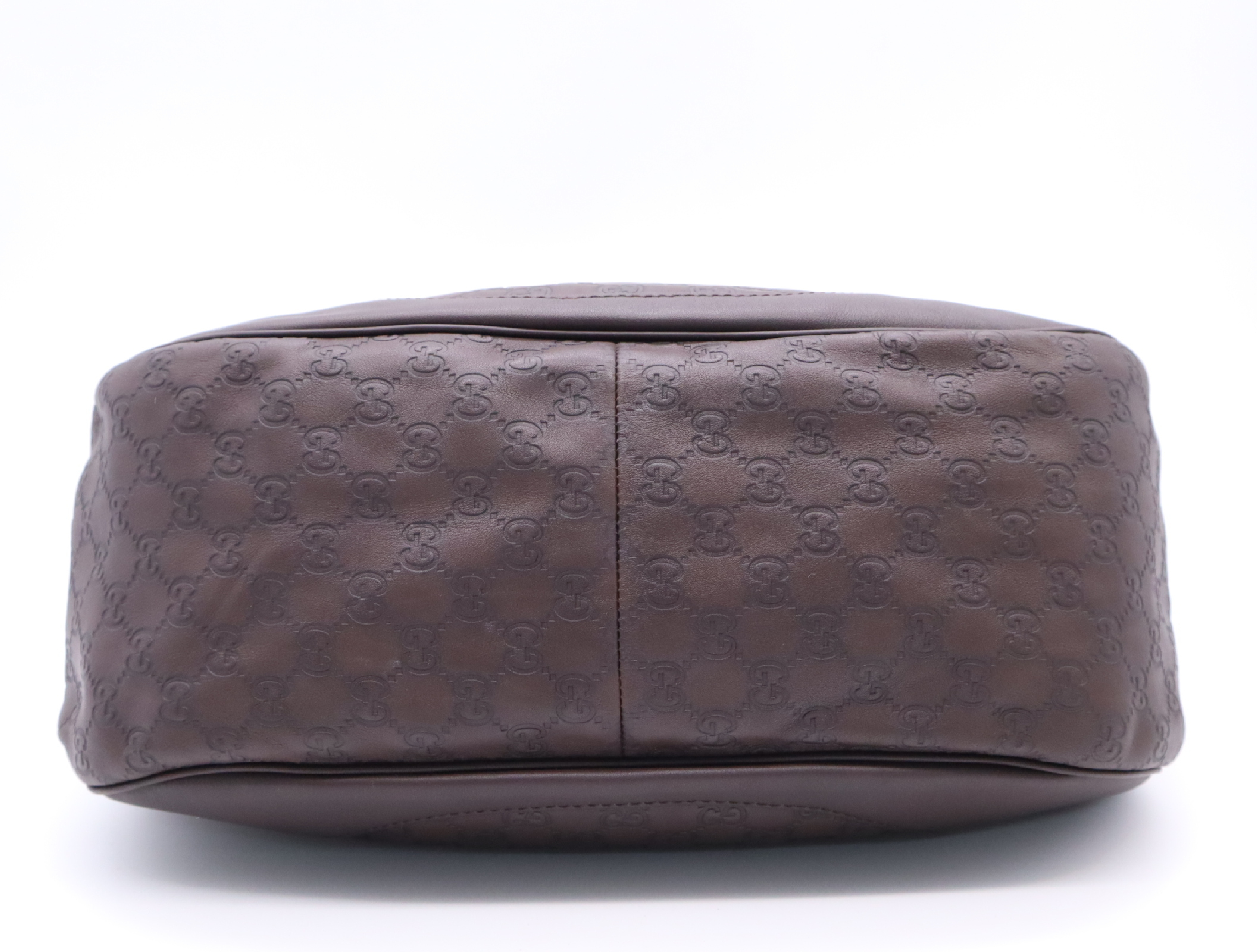 203504 Leather Interlocking Shoulder Bag Brown Gold Hardware Shoulder Bag — view 4
