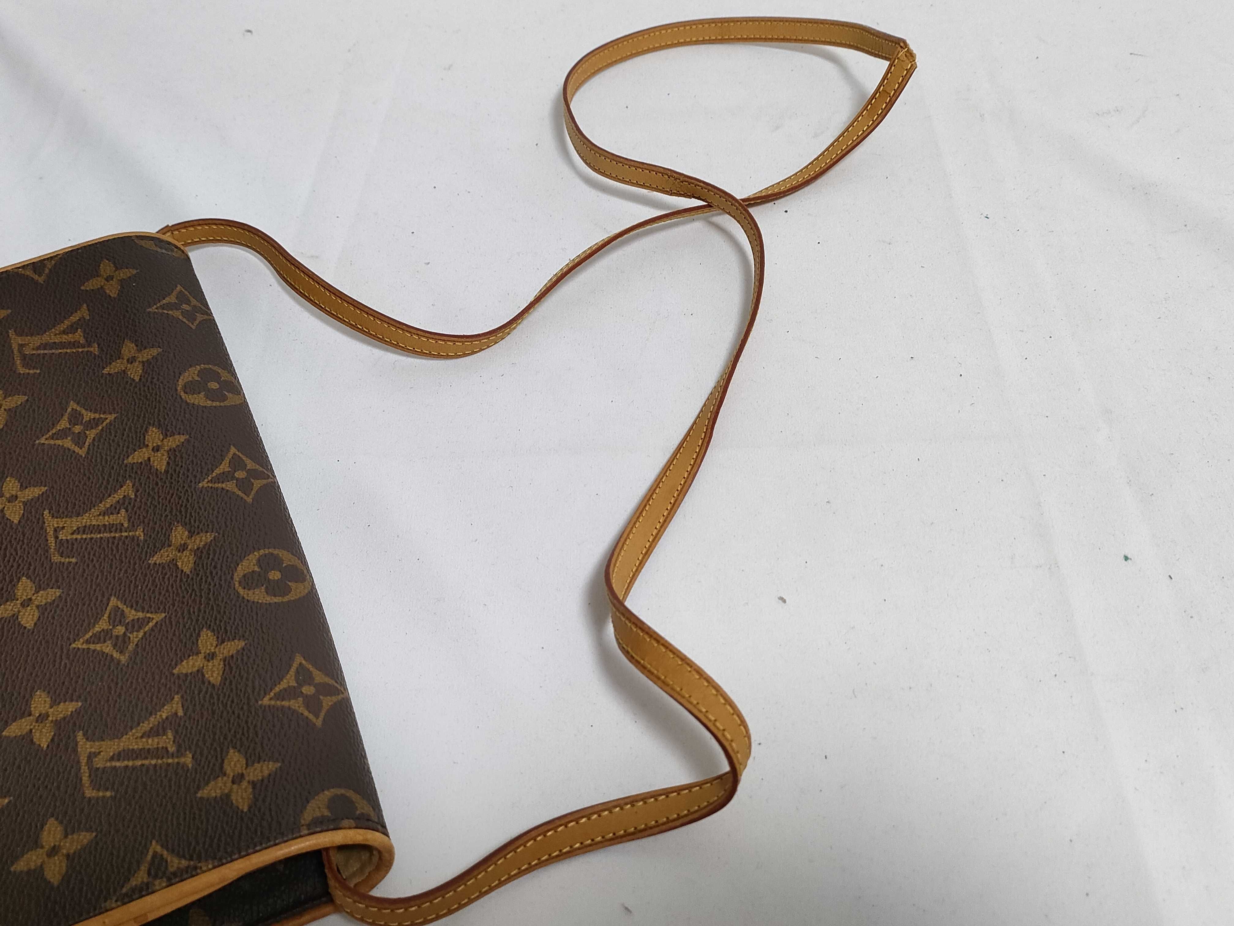 Monogram Pochette Twin M51852 Shoulder Bag — view 5
