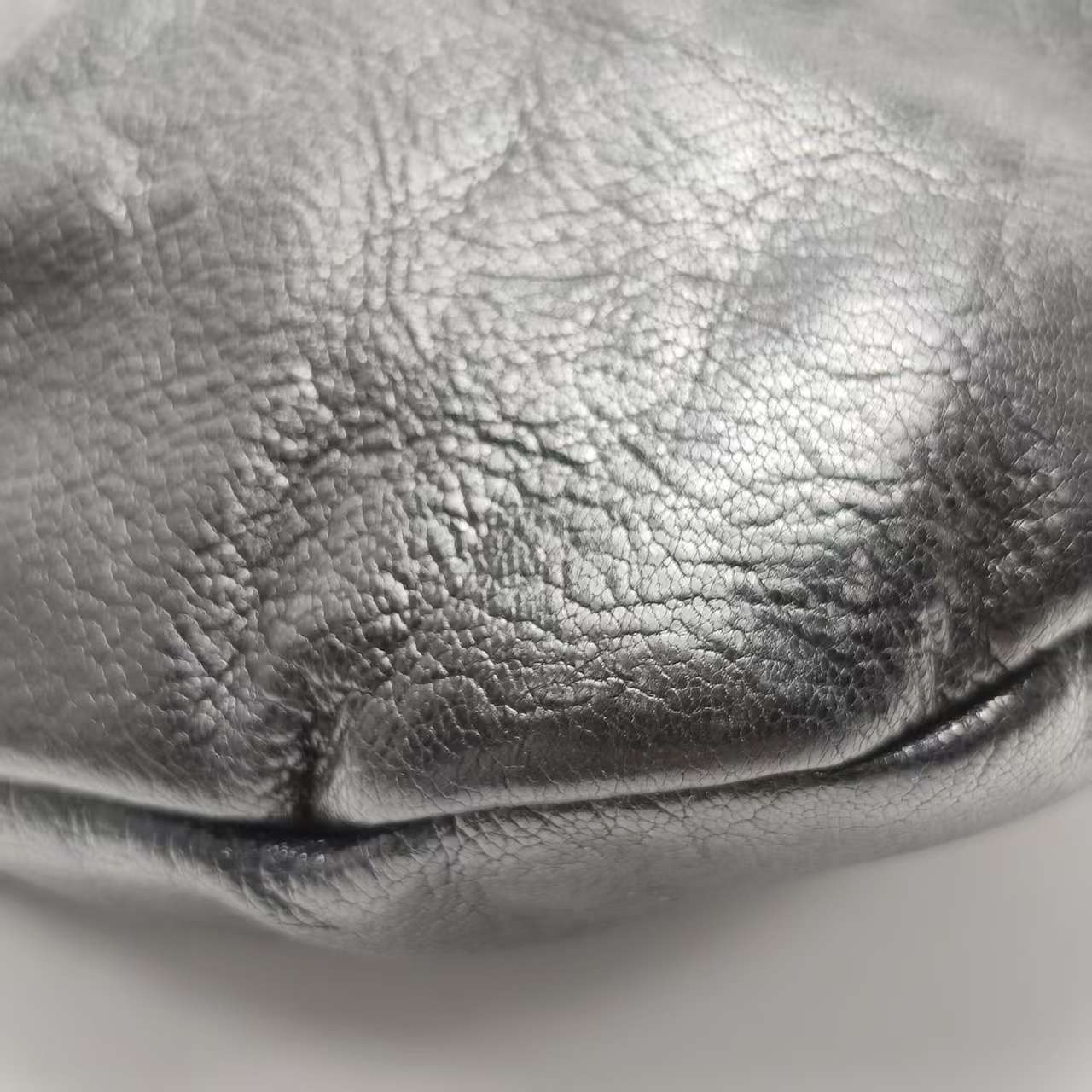 【*Shipped from: China*】GUCCI Leather Handbag 124297 — view 4