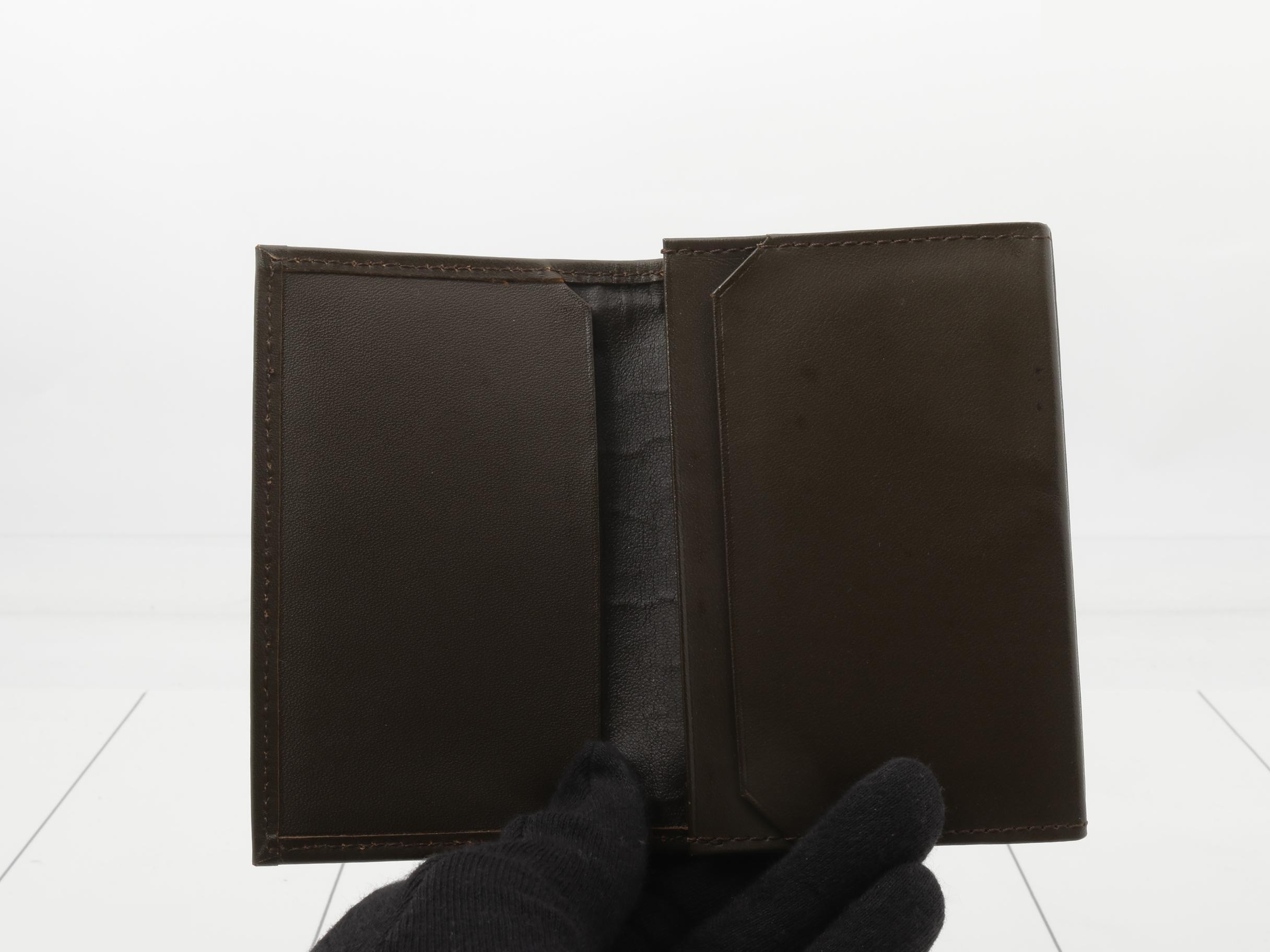 Card case — view 4