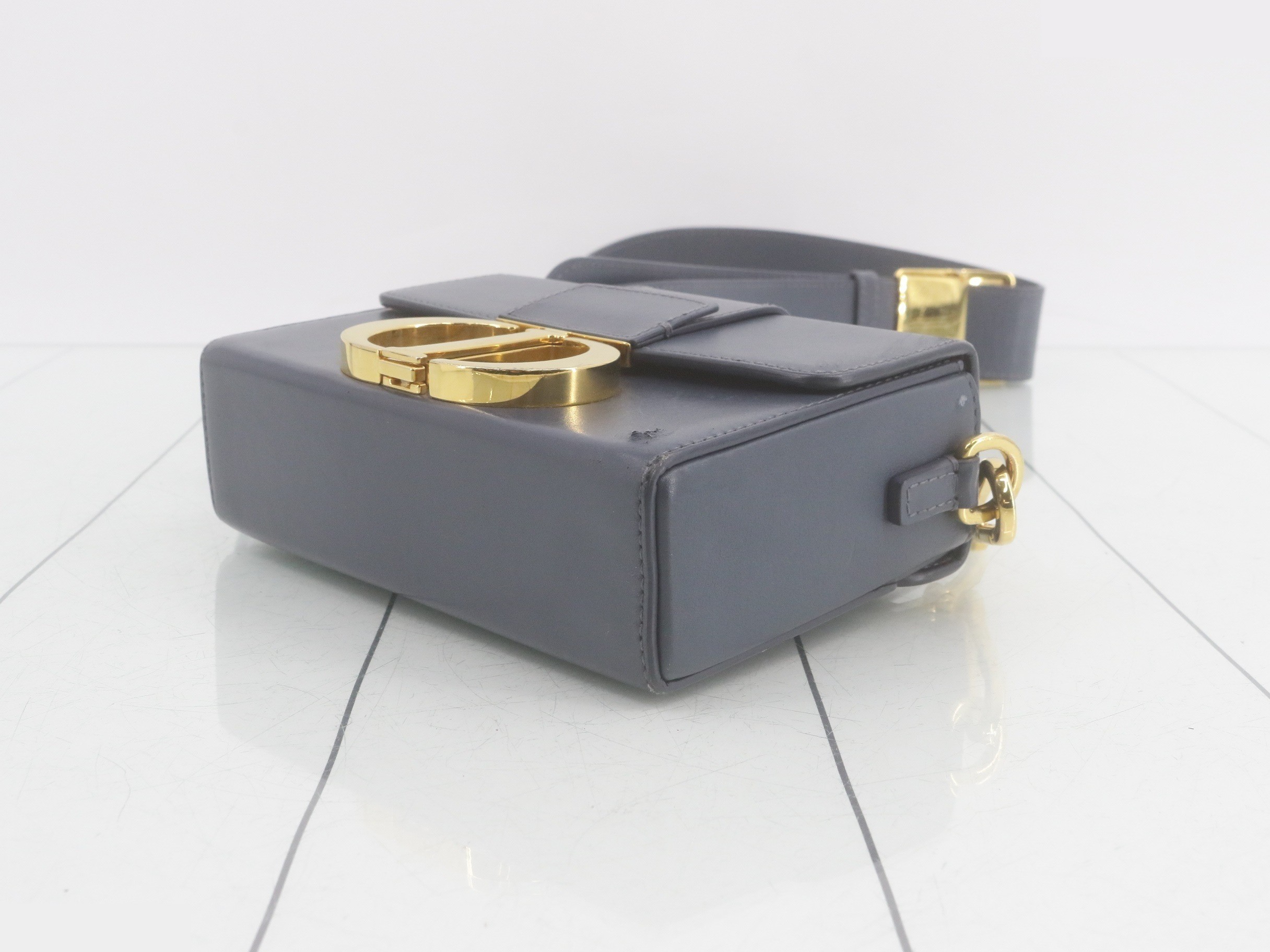 30 Montaigne Box Bag Shoulder Bag — view 6