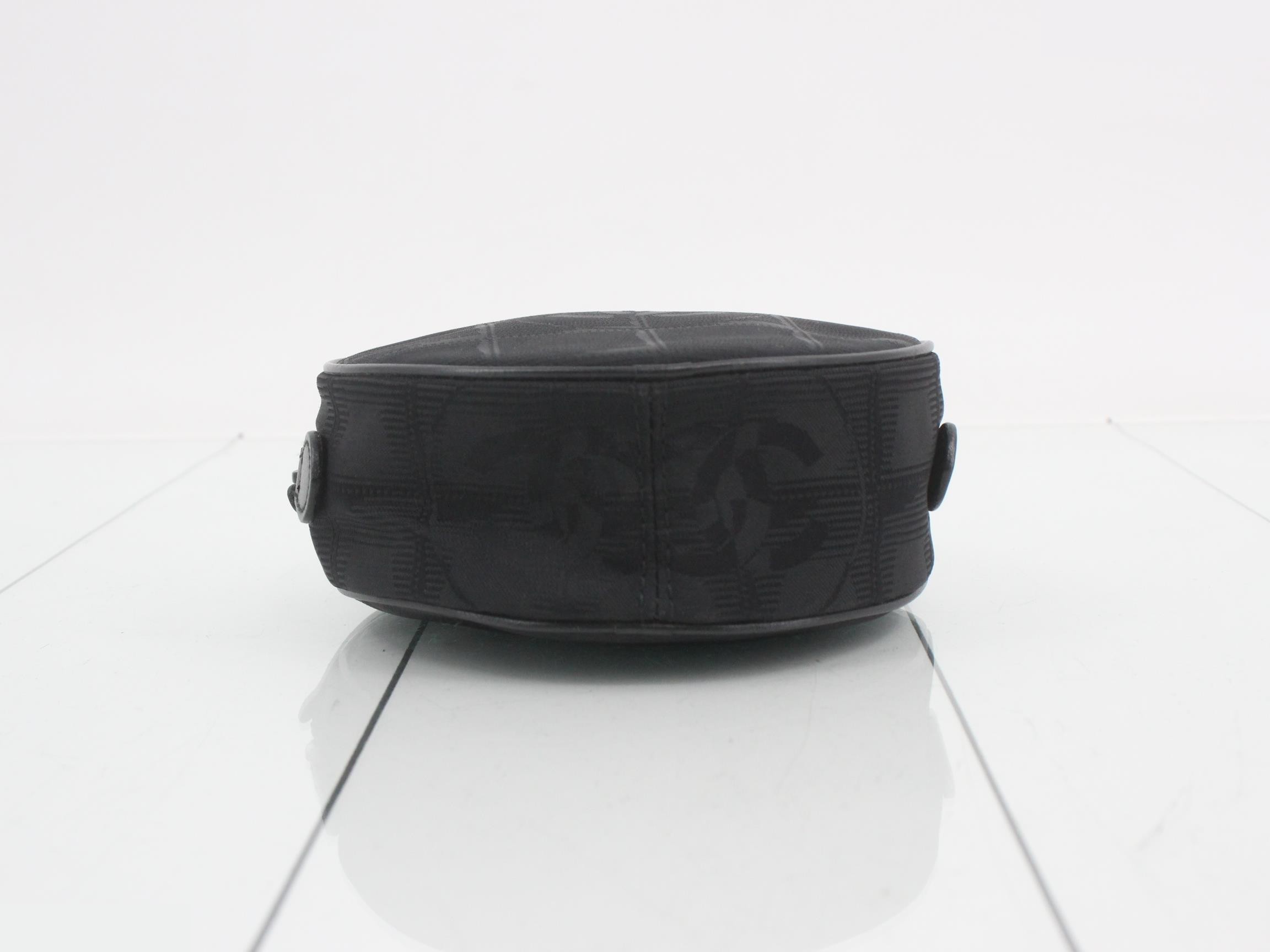 New Travel Line Pouch, Black, Round — view 3