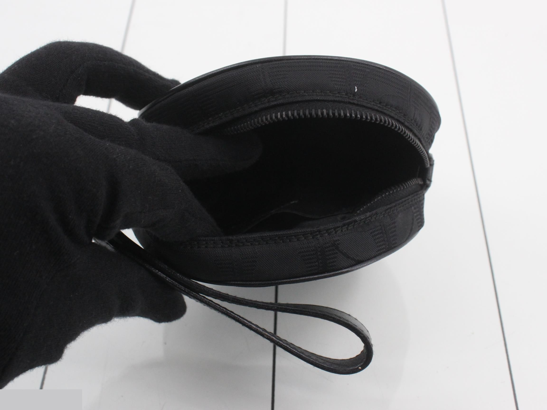 New Travel Line Pouch, Black, Round — view 4