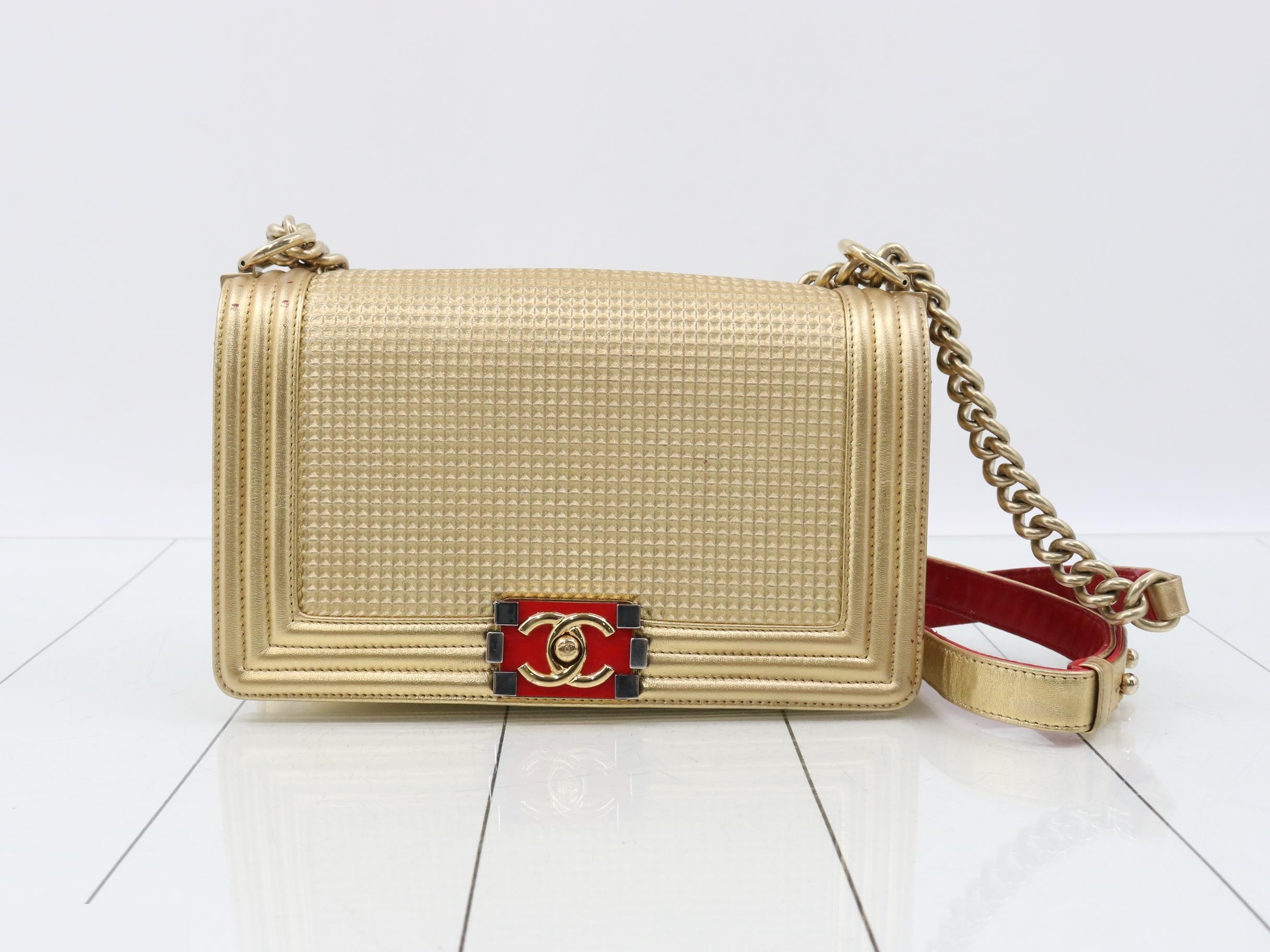 BOY CHANEL Chain Shoulder Bag, Gold