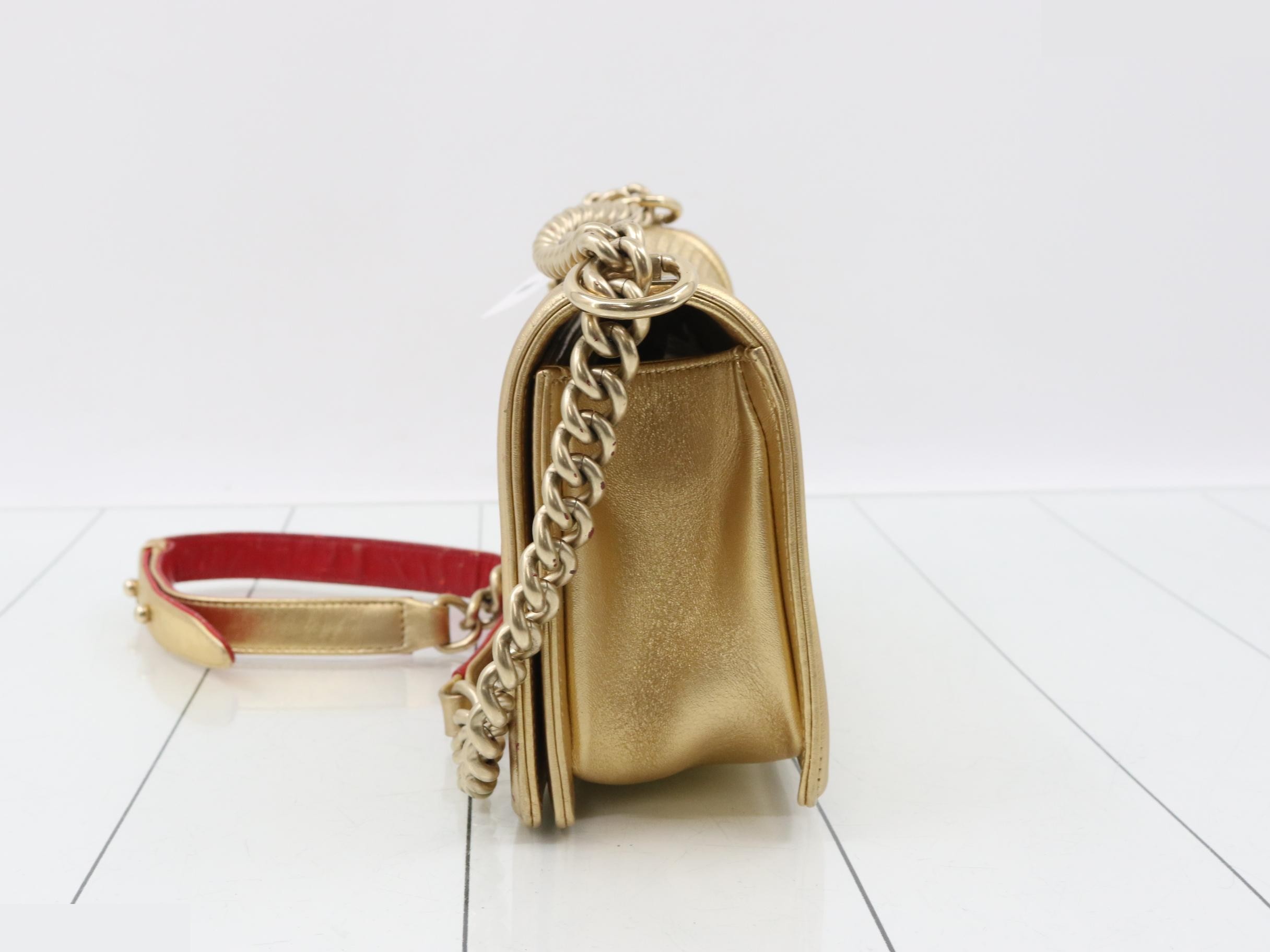BOY CHANEL Chain Shoulder Bag, Gold — view 3