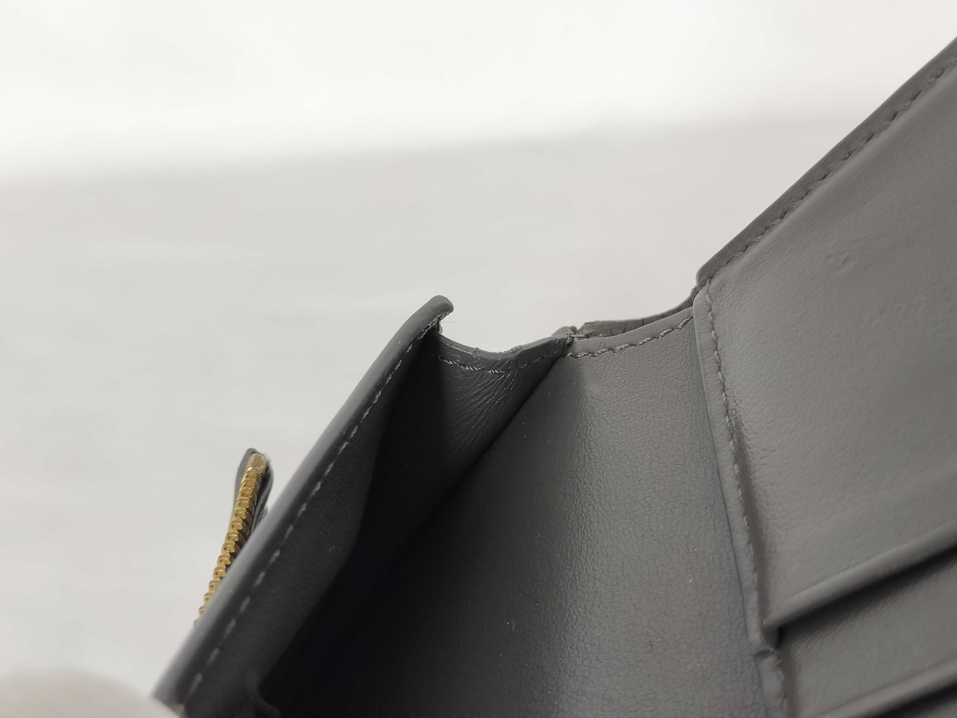 Compact Bi-fold Wallet — view 9