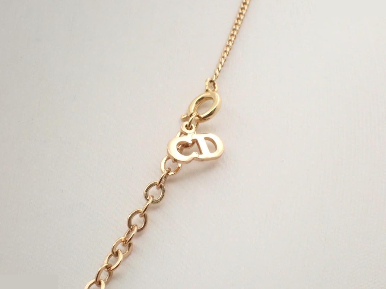 Gold necklace with stone, neck circumference approximately 46cm — view 2