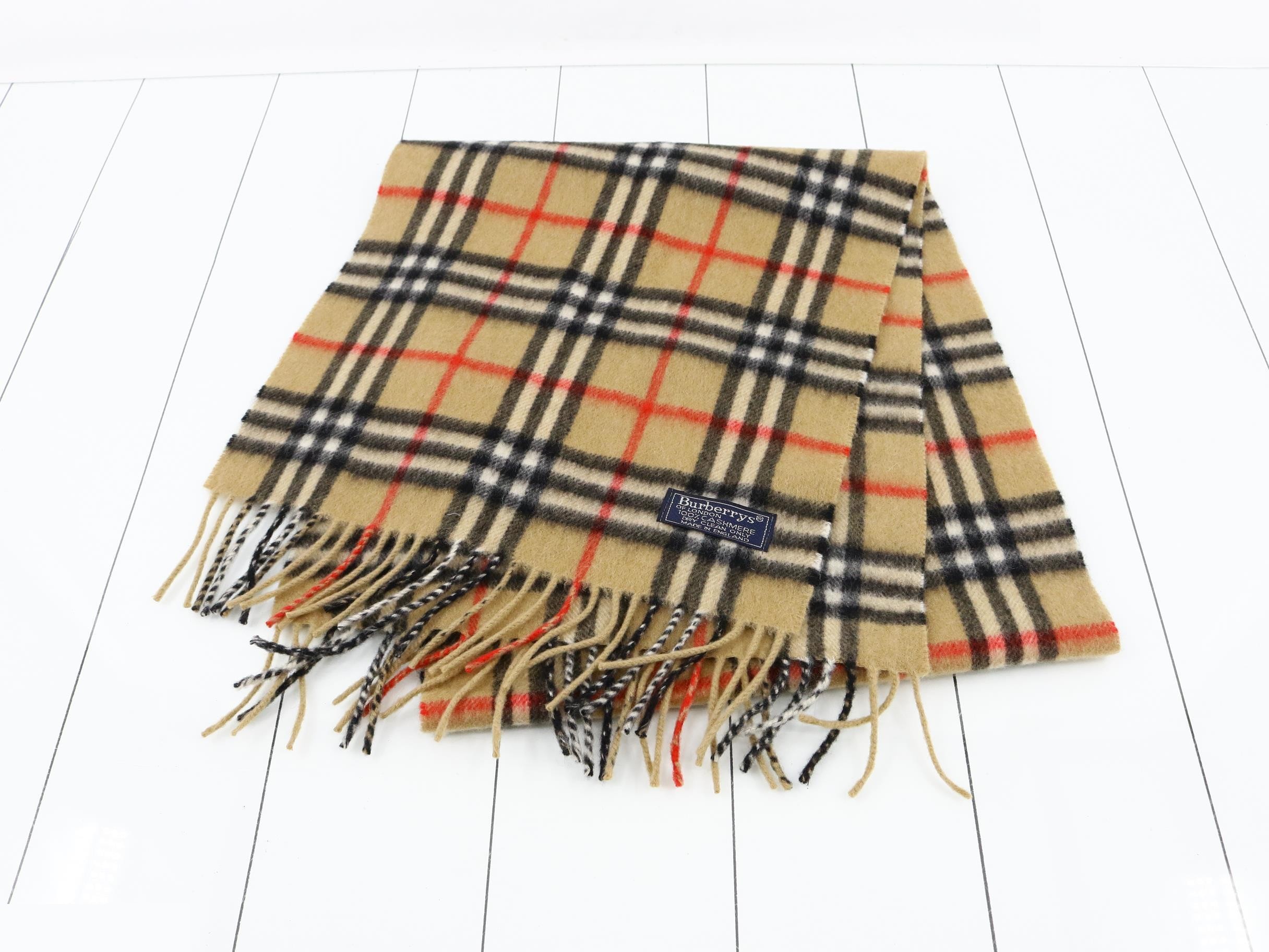 Scarf, Nova Check pattern, 100% cashmere — view 2