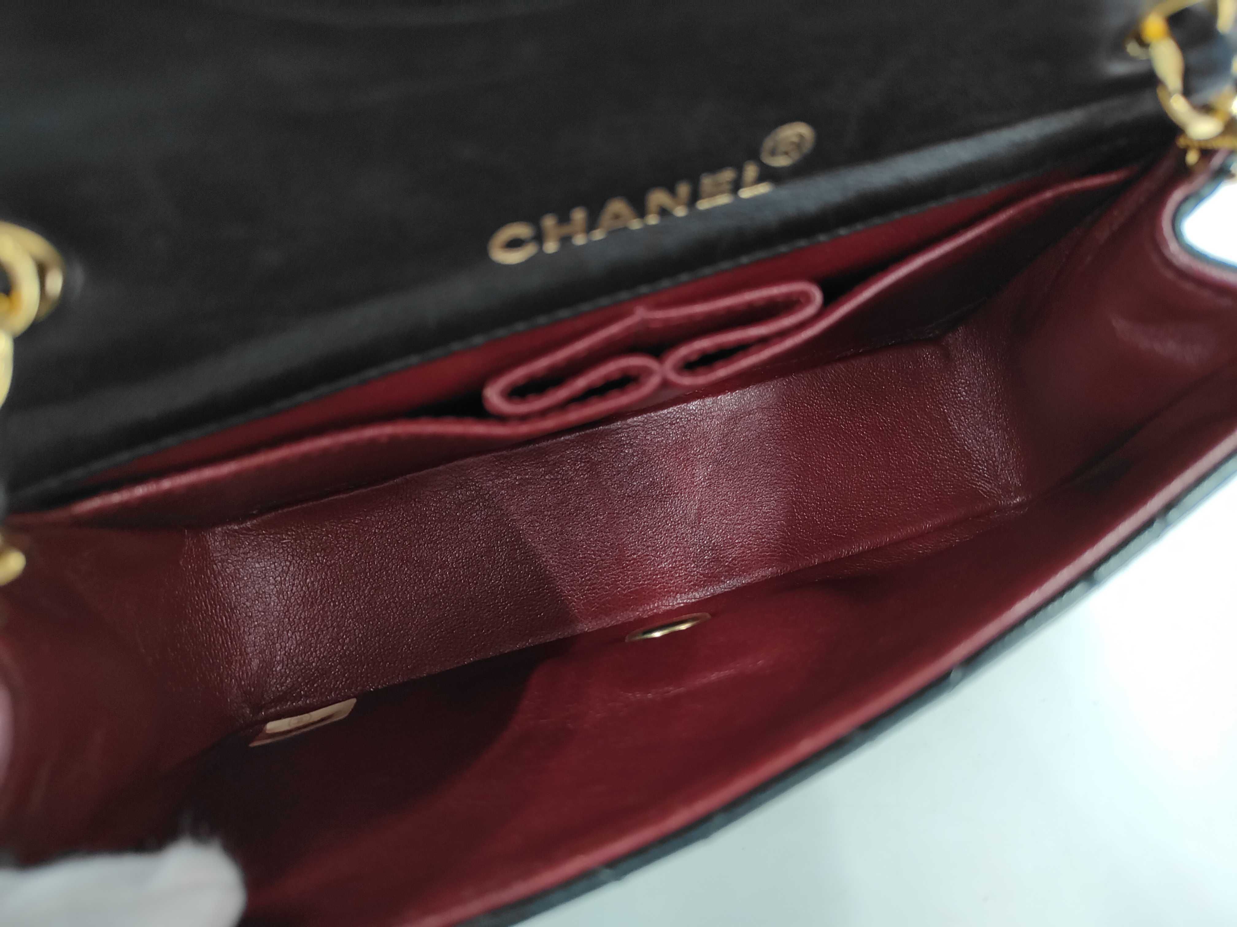 Matelassé Full Flap Shoulder Bag, Black, Series 1 — view 9