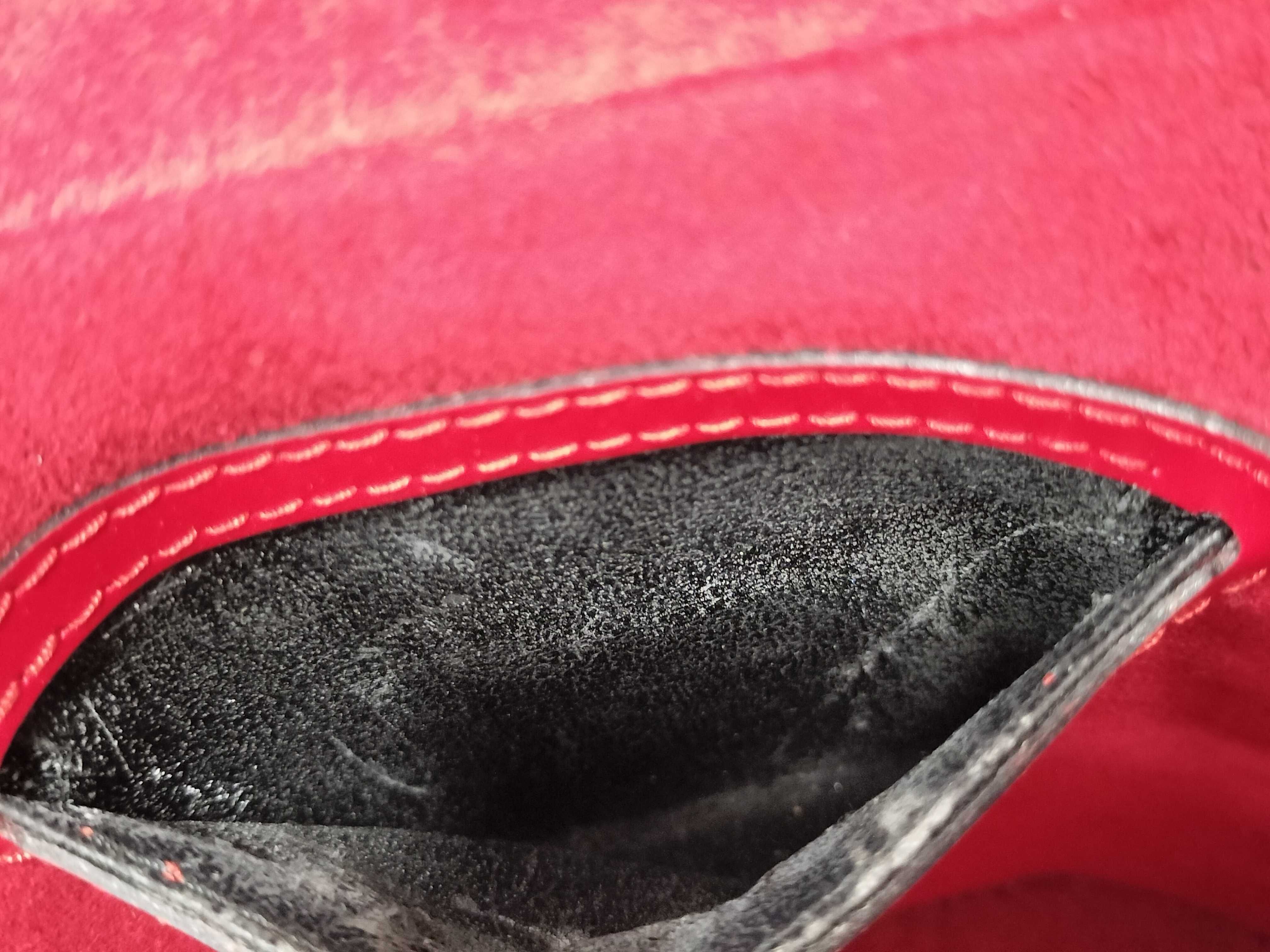 Epi LV Epi Cannes Vanity Bag M48037 Handbag — view 11
