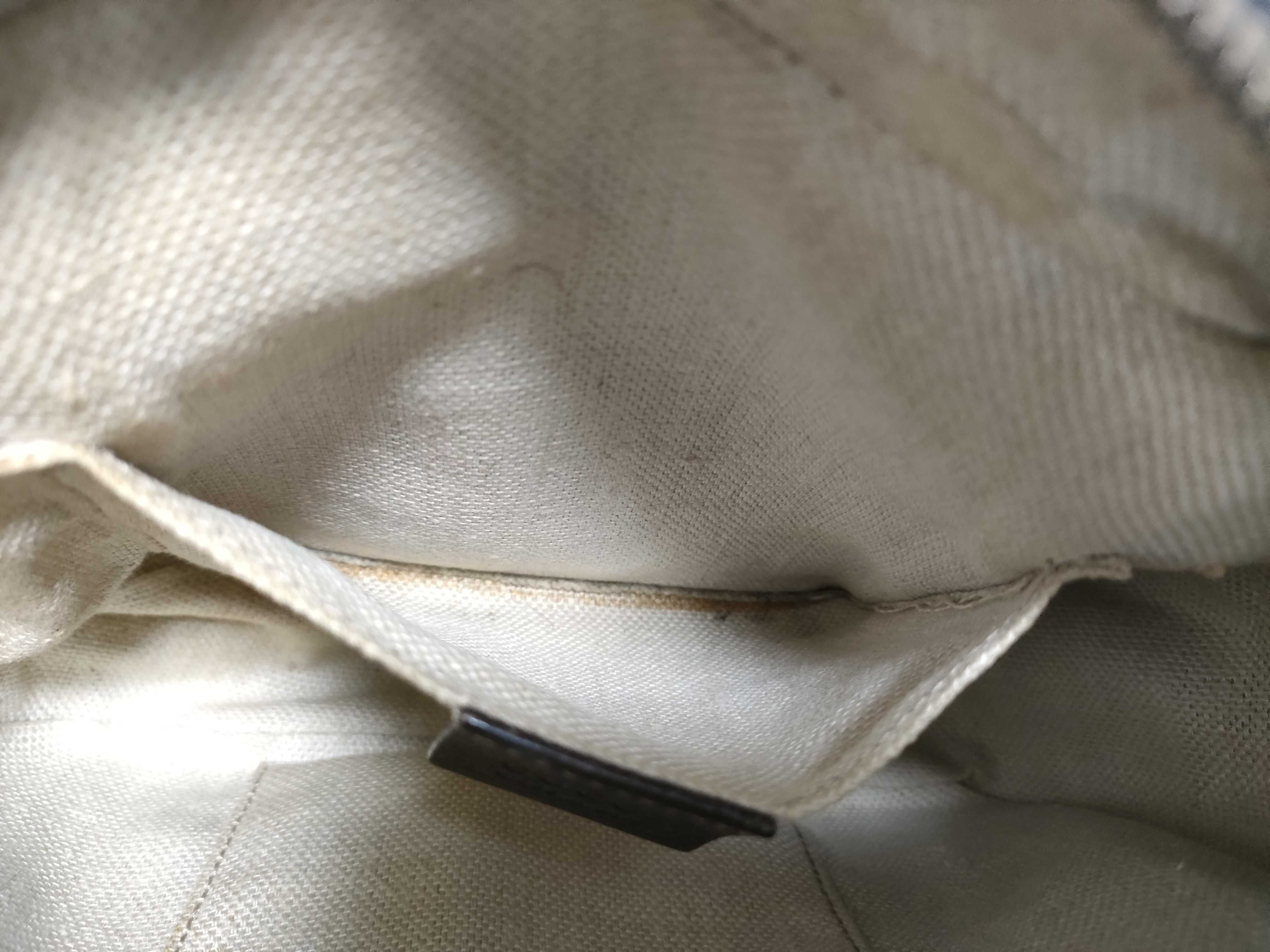 Sherry Line x Bee Camera Bag Shoulder Bag — view 11