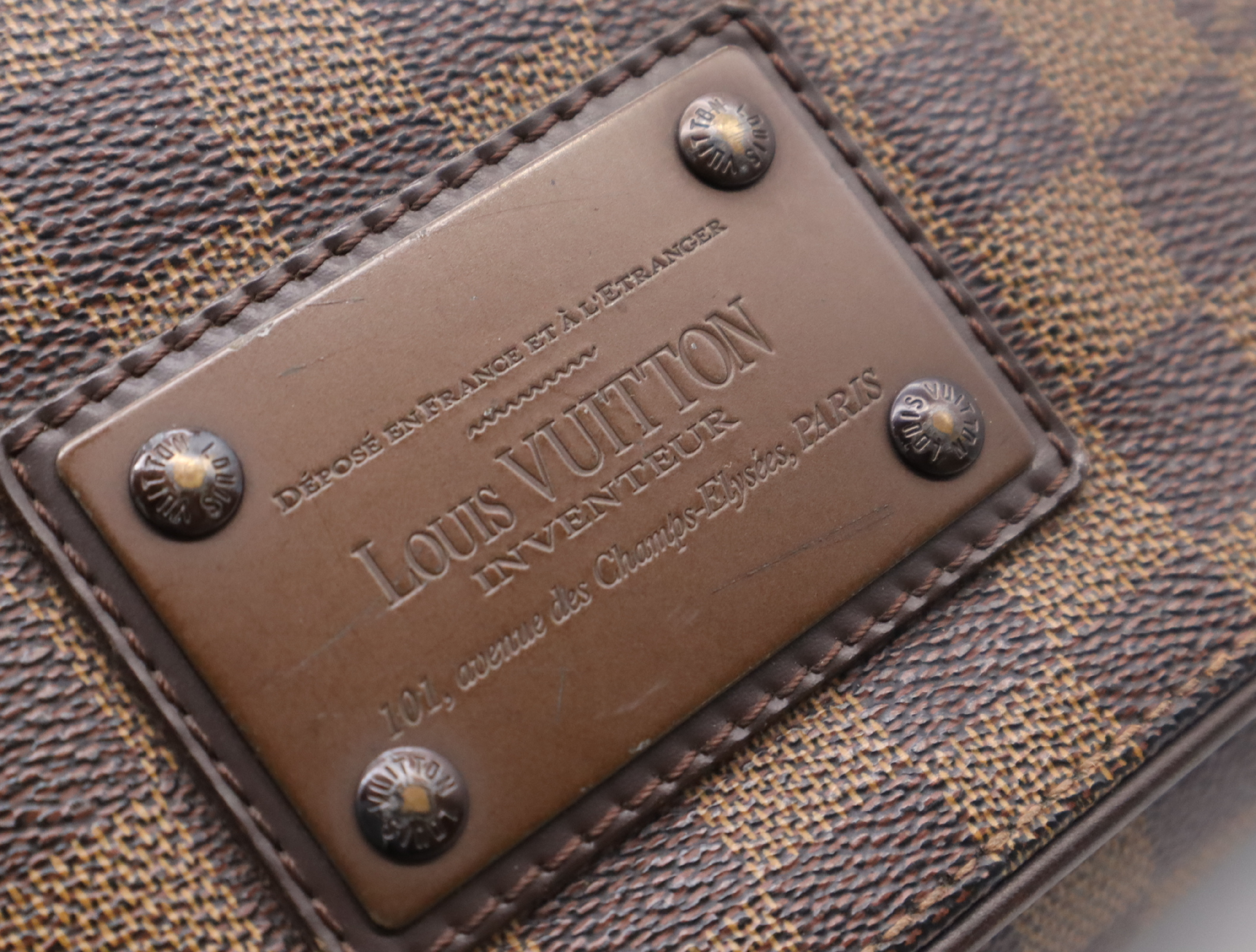 N51212 Damier Brooklyn GM Shoulder Bag — view 11