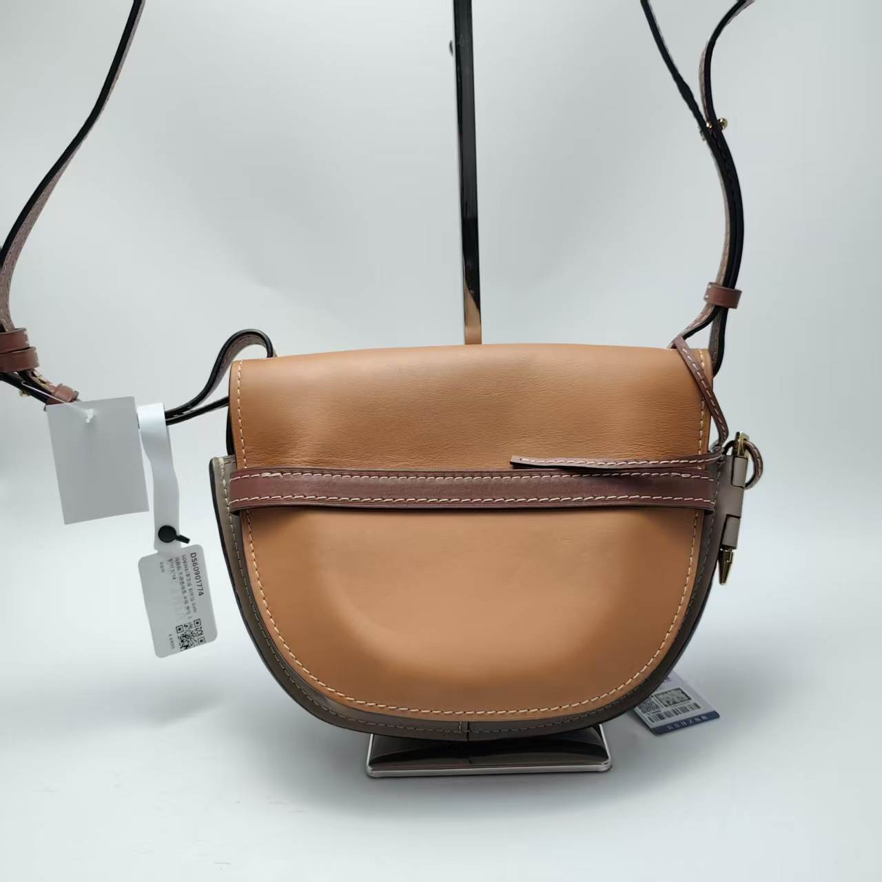【*Shipped from: China*】LOEWE Gate Leather Shoulder Bag — view 2