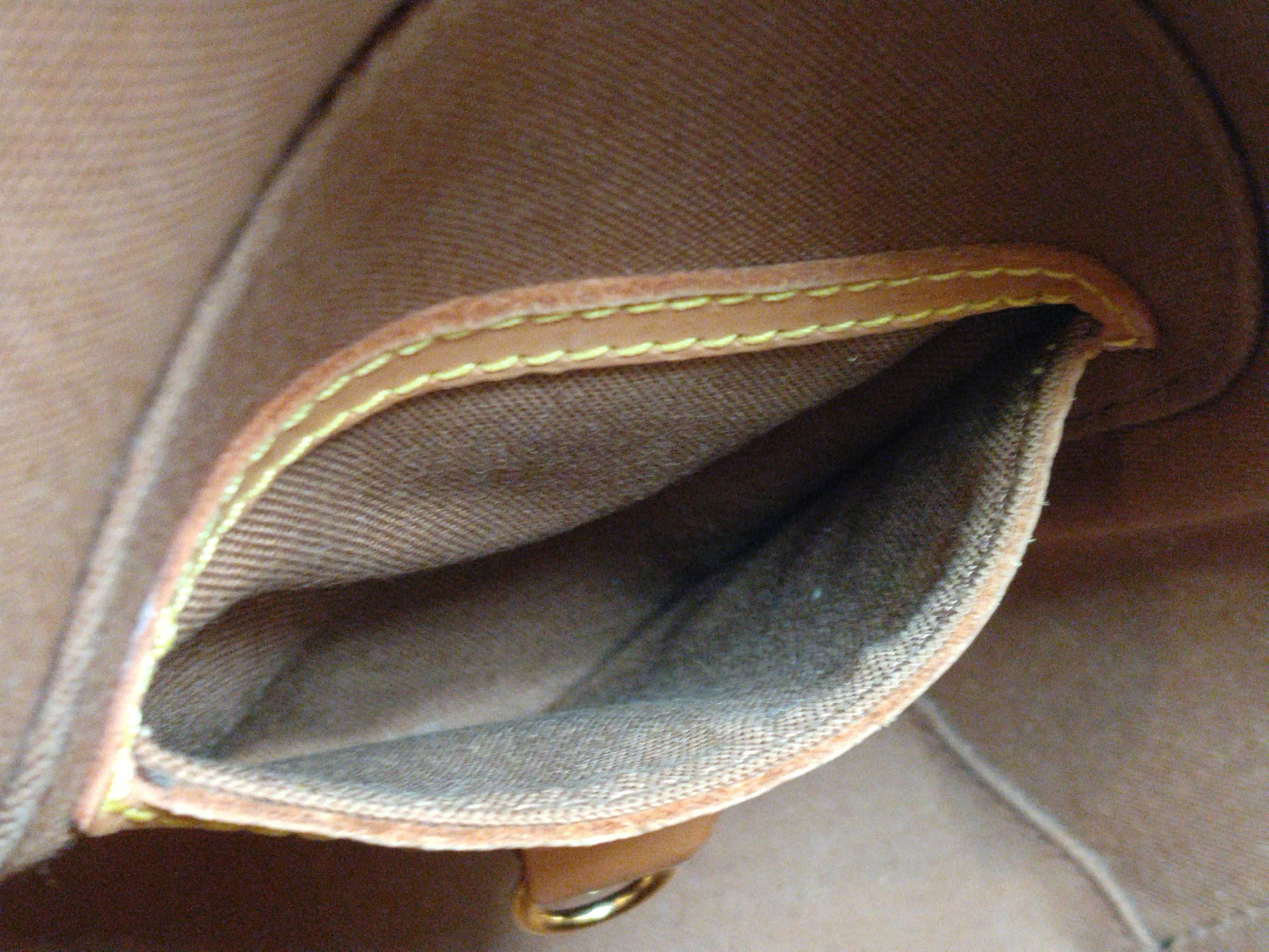 Monogram Louis Vuitton Monogram M51127 Ellipse PM Handbag — view 13