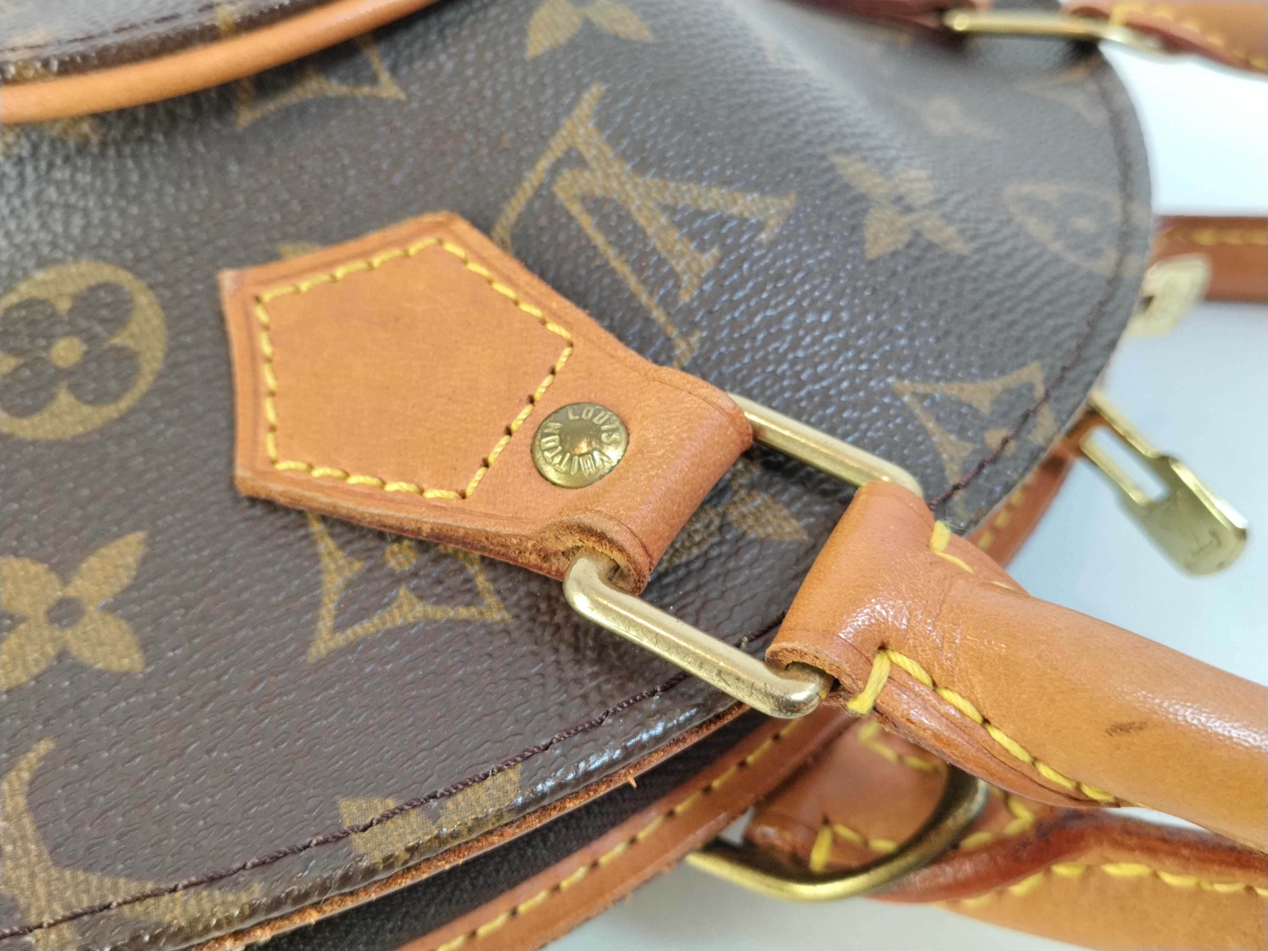 Monogram Louis Vuitton Monogram M51127 Ellipse PM Handbag — view 6