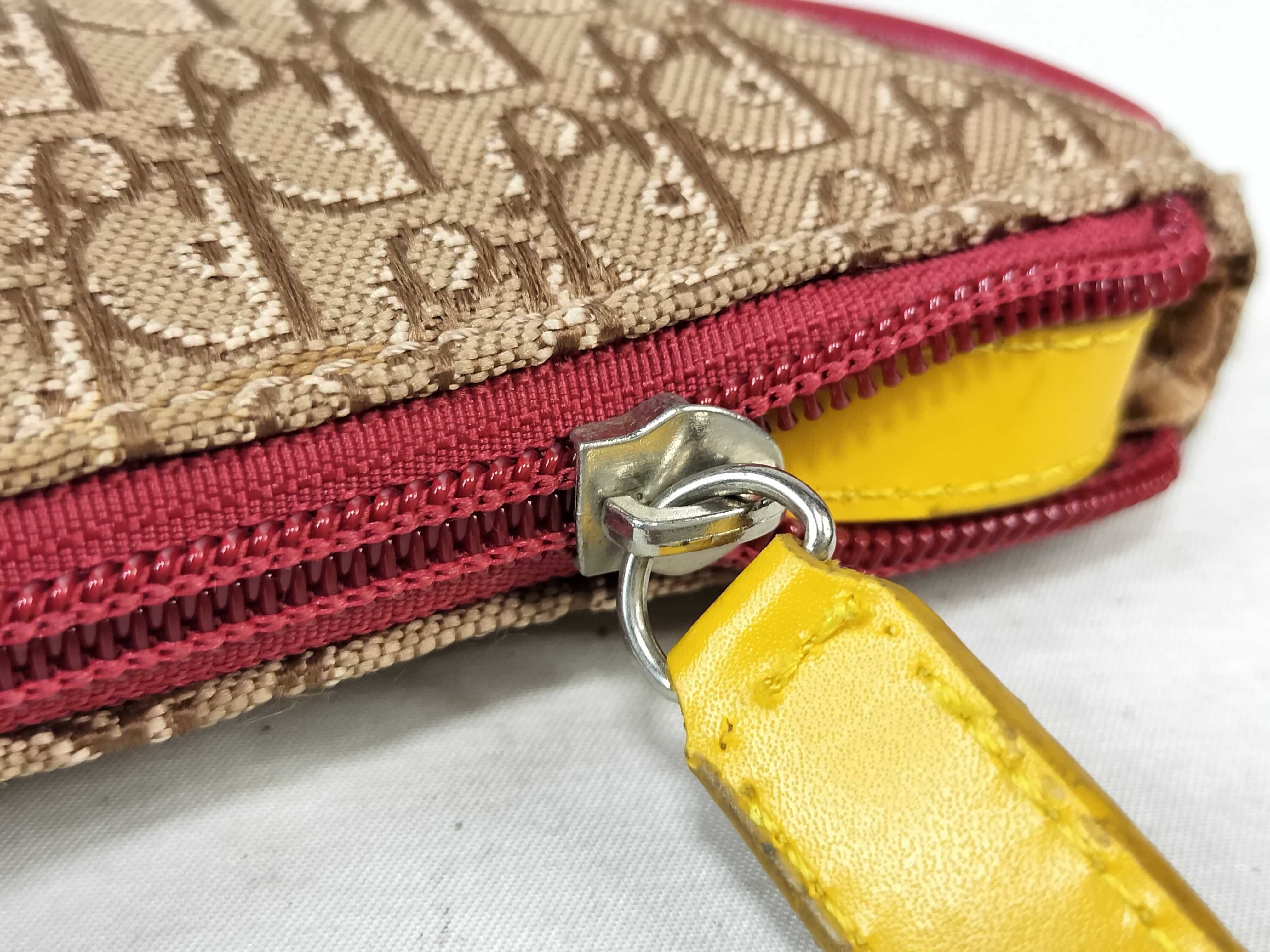 Trotter Rasta Pouch — view 12