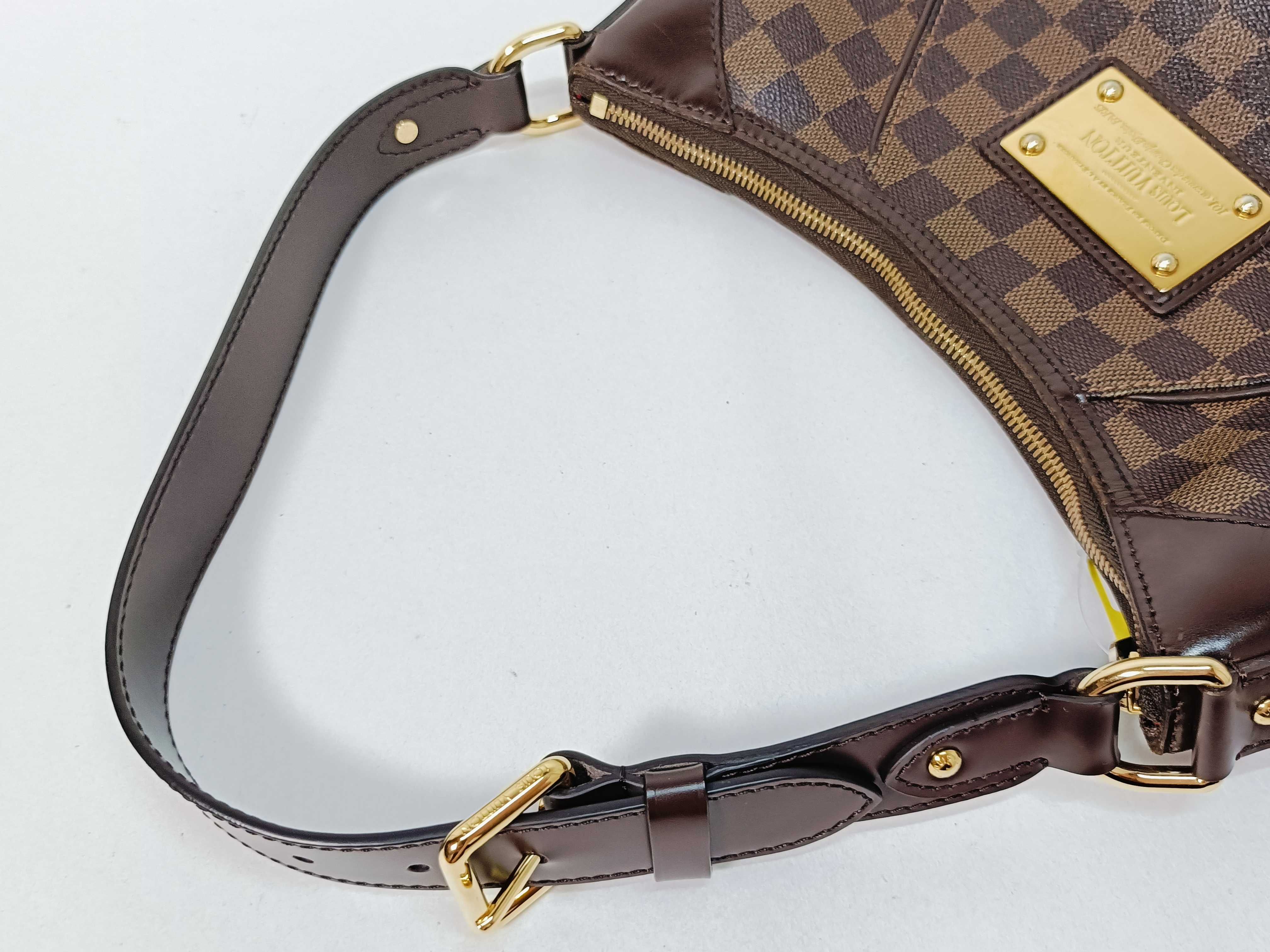 Damier N48180 Thames PM Shoulder Bag — view 3