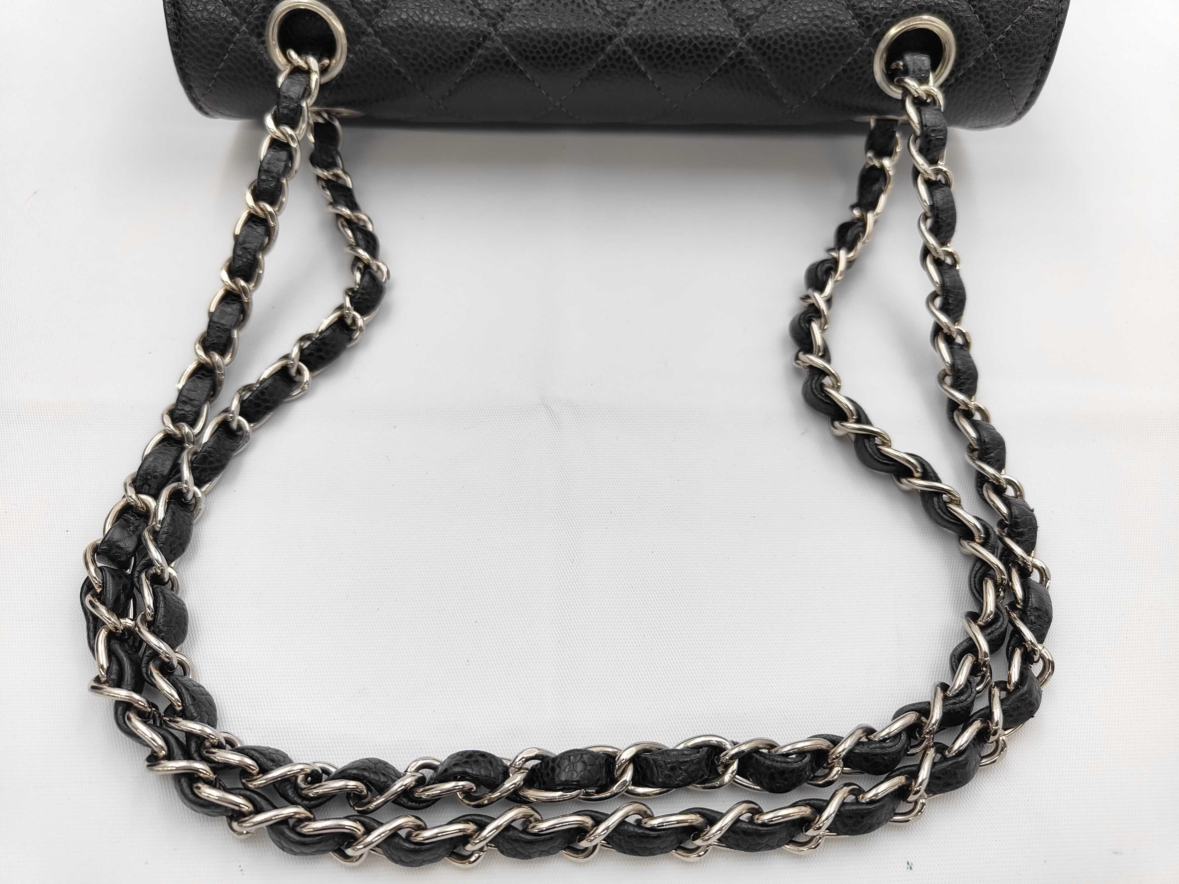 Matelassé Caviar Skin Double Chestnut Black x Silver Shoulder Bag — view 3