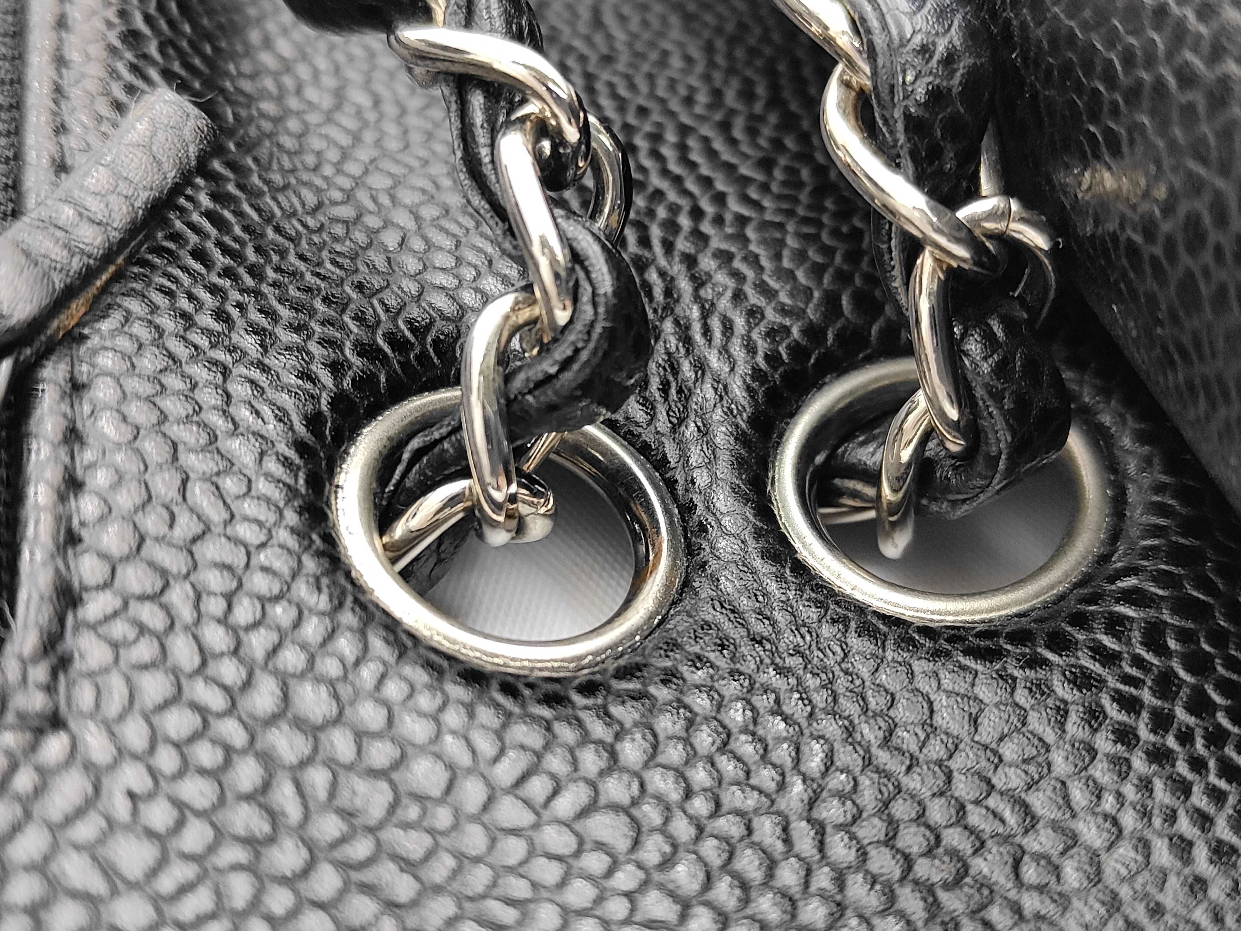 Matelassé Caviar Skin Double Chestnut Black x Silver Shoulder Bag — view 7