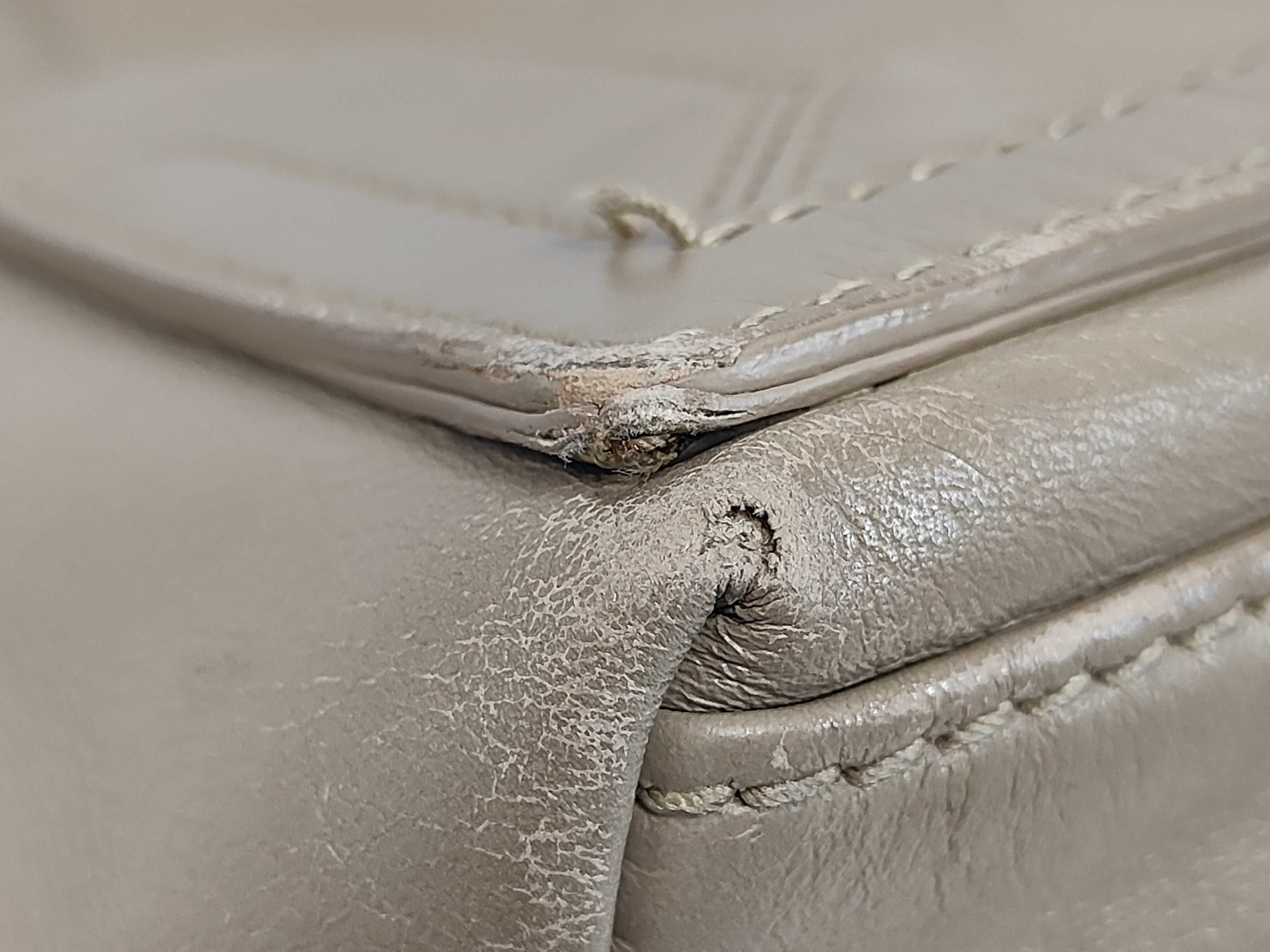 Navy Cabas Leather Handbag Beige 339933 Handbag — view 3