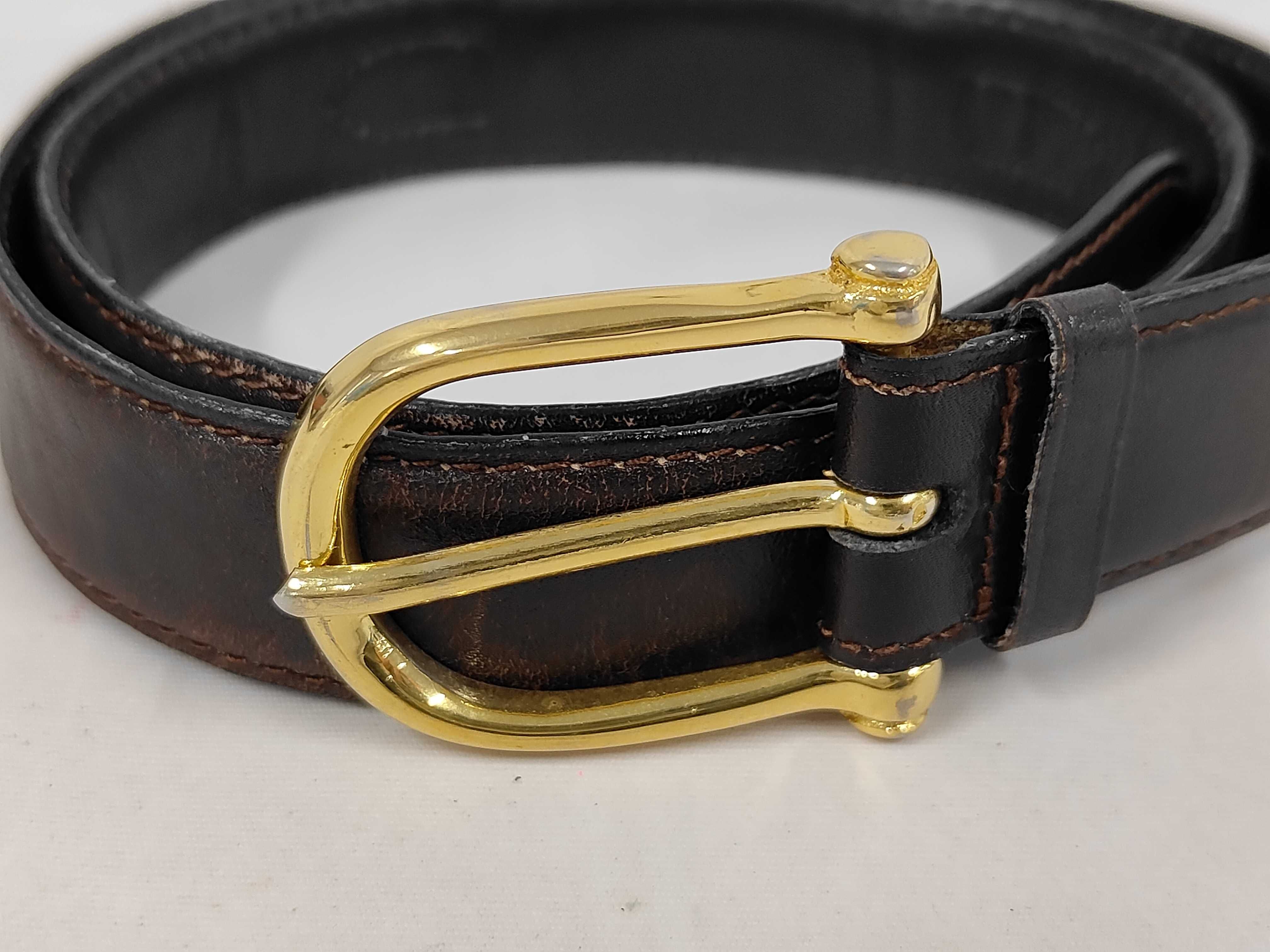 leather belt with carriage-style buckle. — view 2