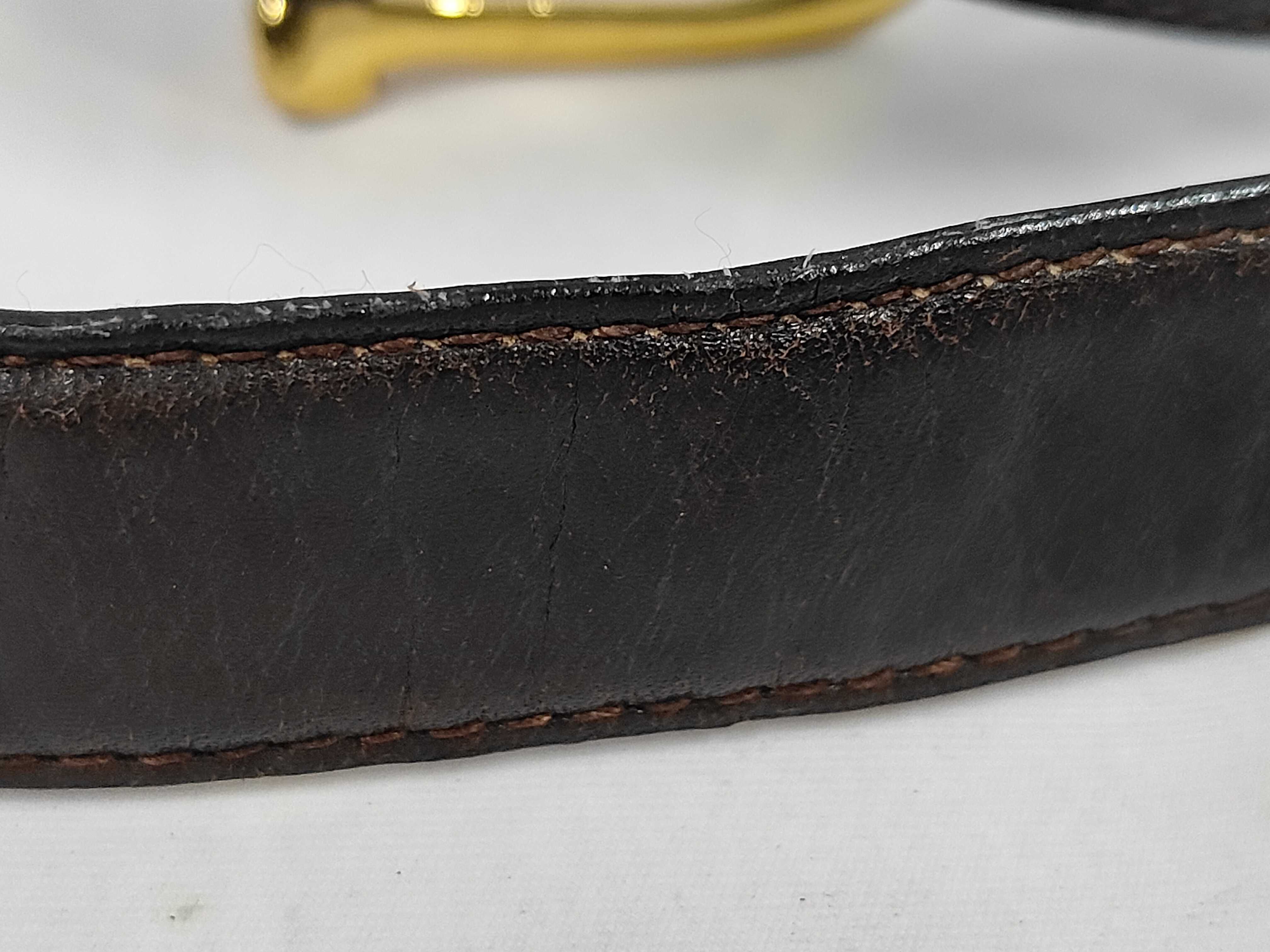 leather belt with carriage-style buckle. — view 7