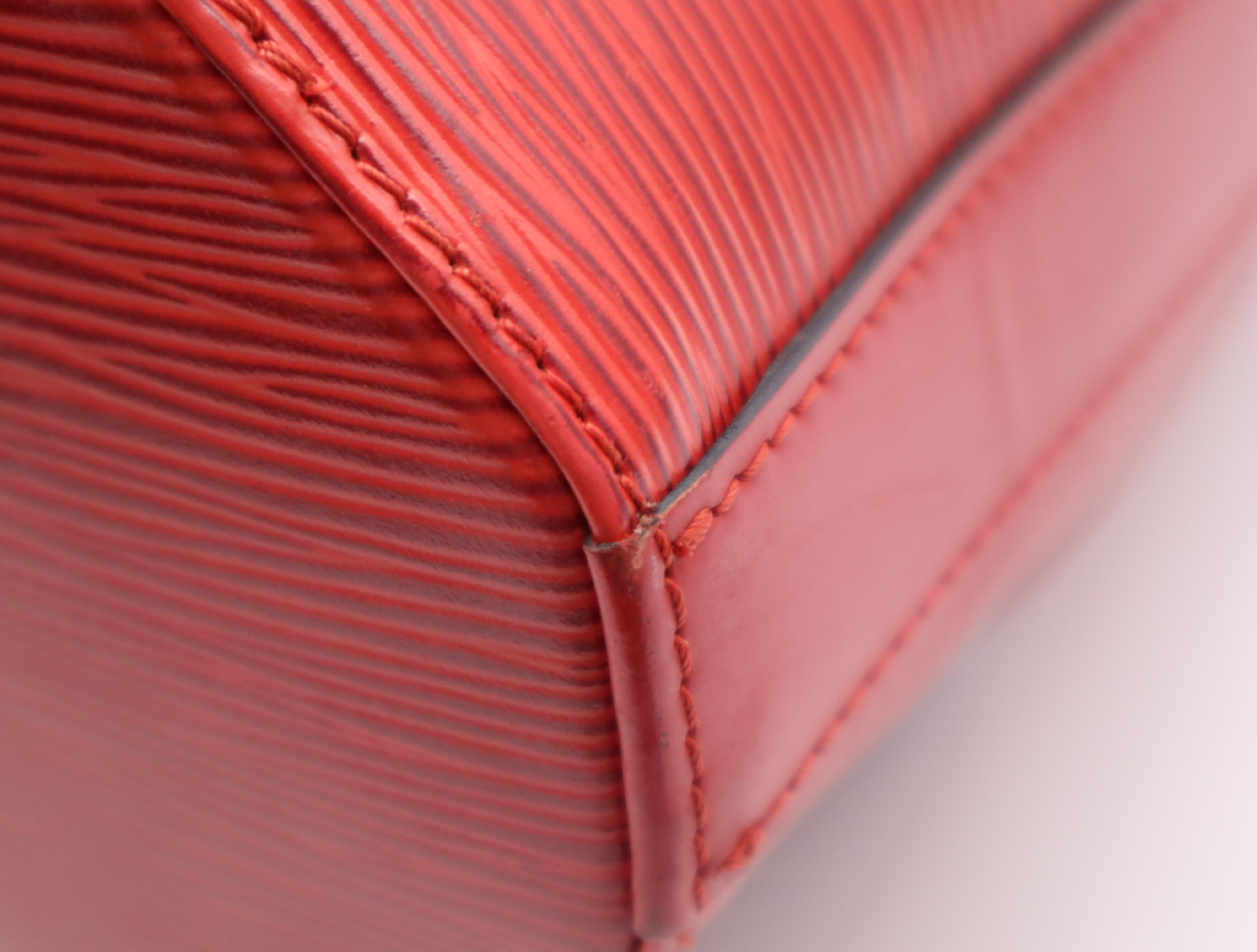 M80197 Episac Depaule PM Castilian Red Shoulder Bag — view 7