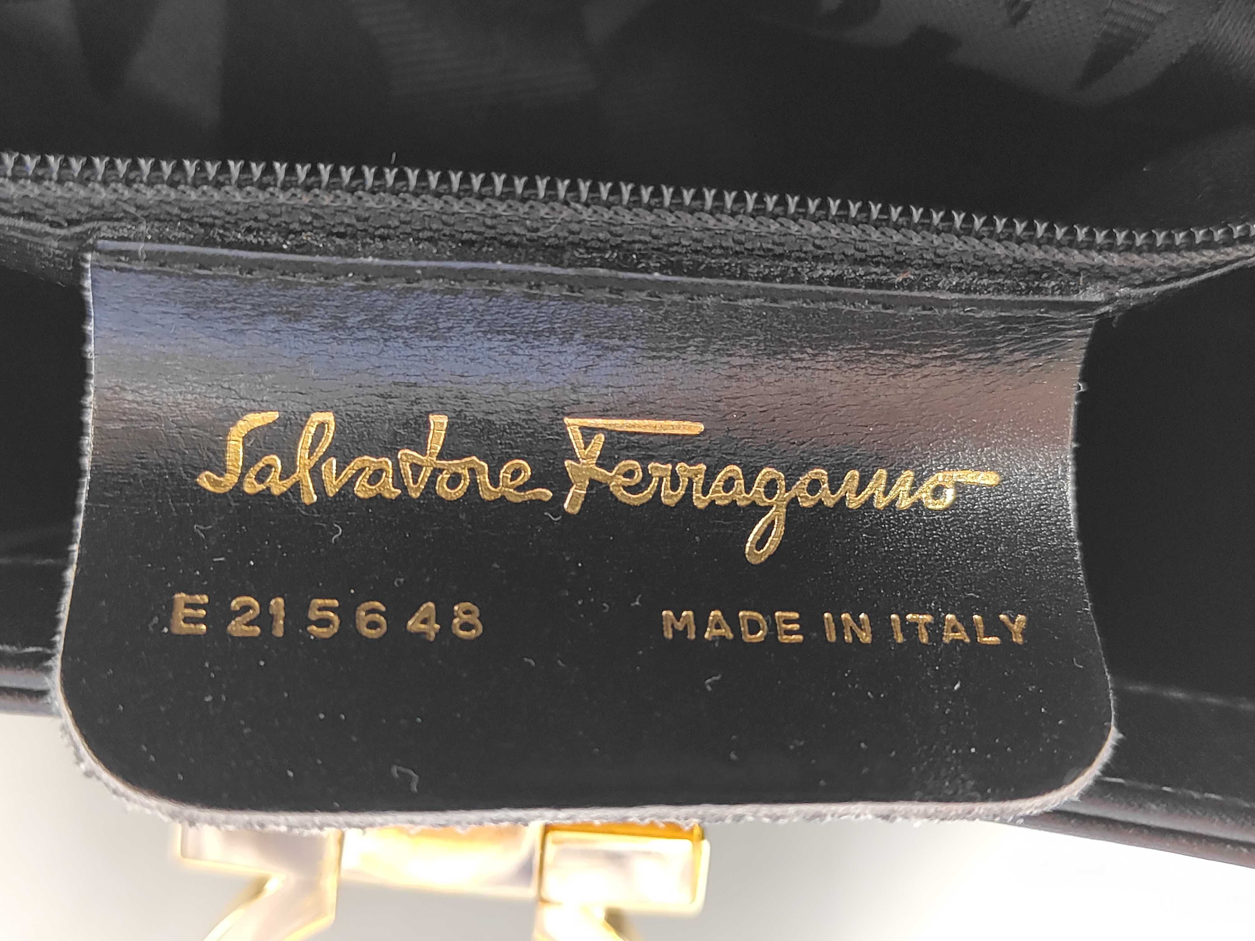 Ferragamo Gancini Shoulder Bag — view 9