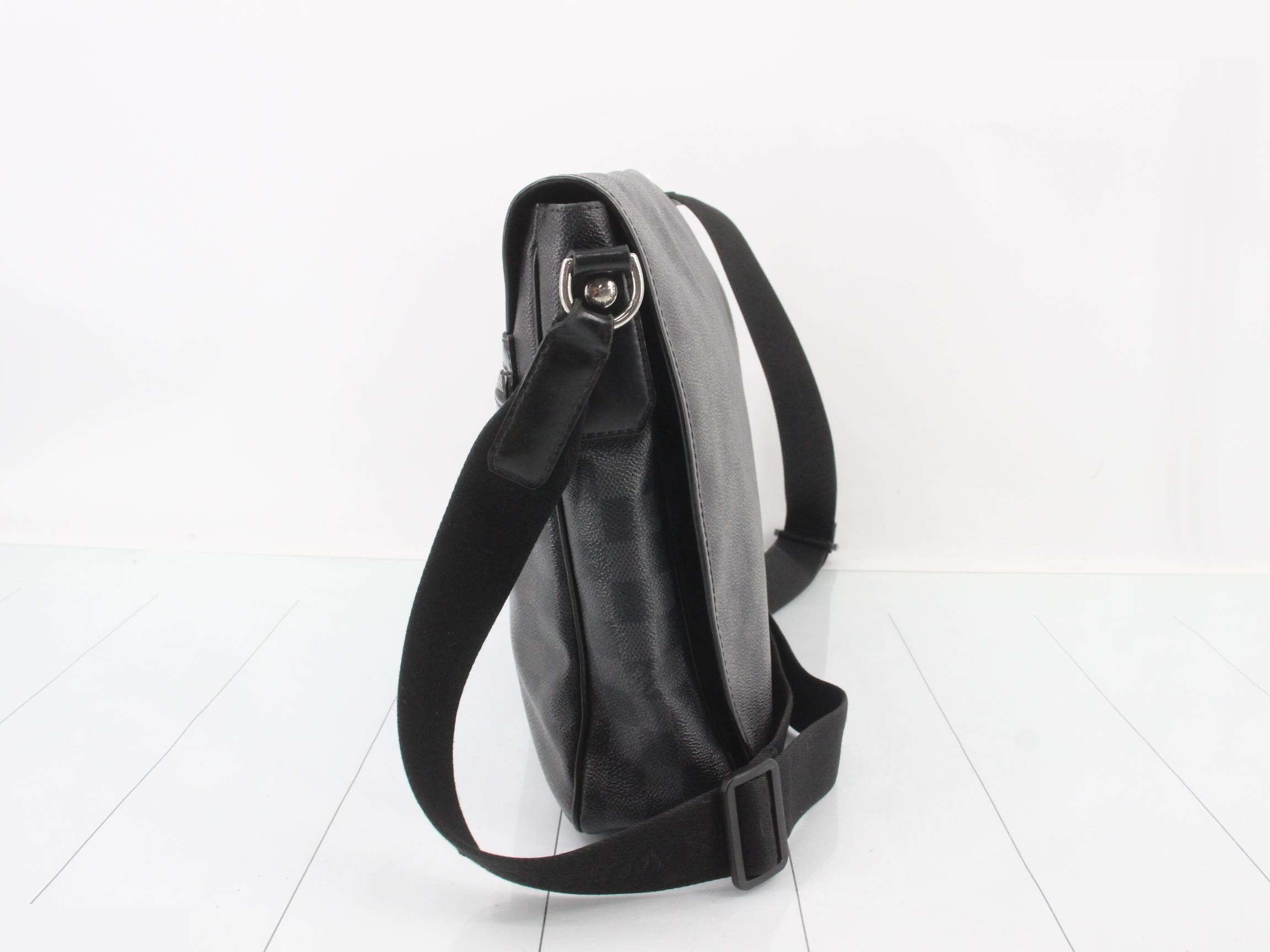 shoulder bag — view 4